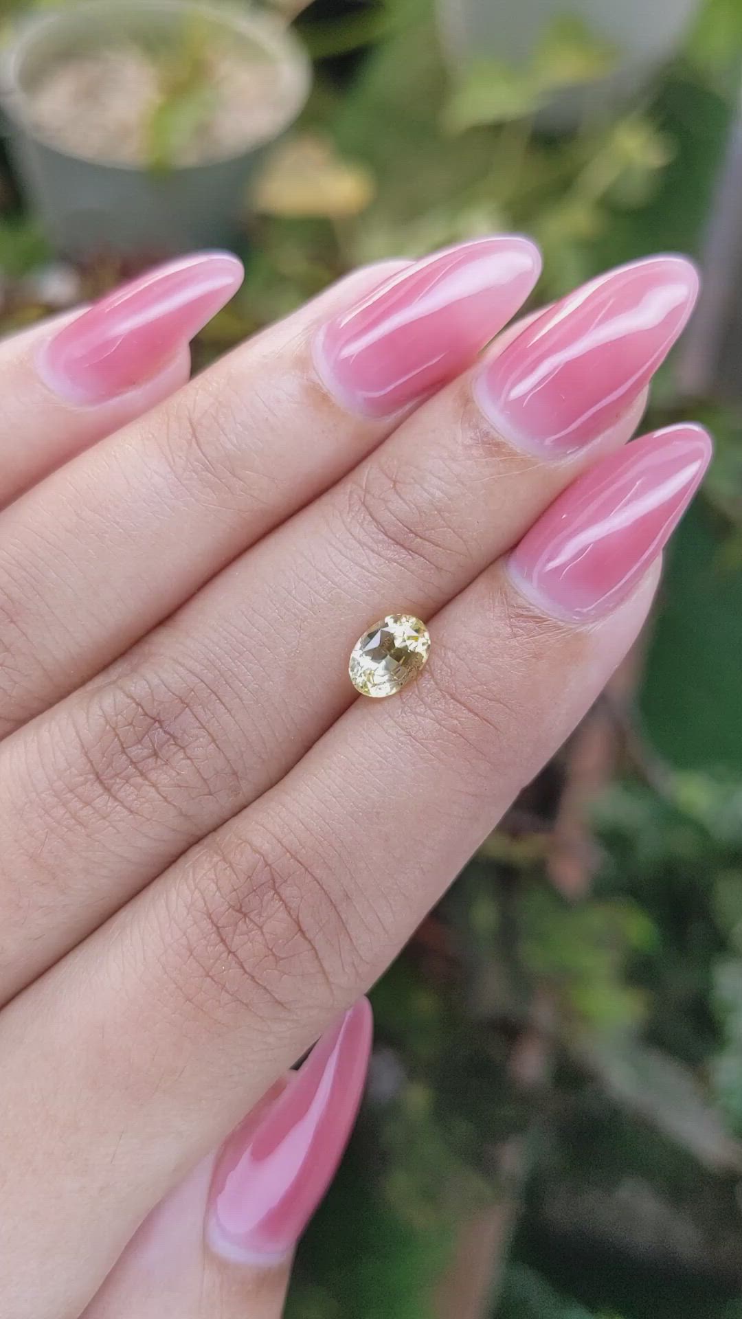 1.12 Ct. Yellow Sapphire from Ceylon (Sri Lanka) Size Video