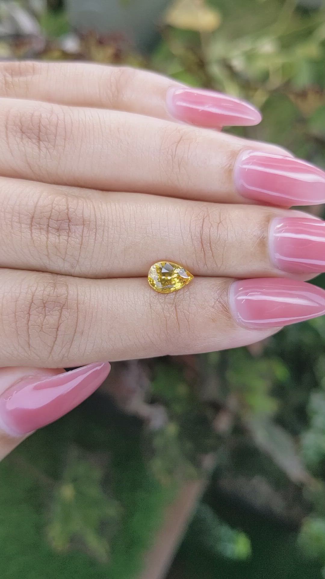 1.31 Ct. Orangish Yellow Sapphire from Ceylon (Sri Lanka) Size Video