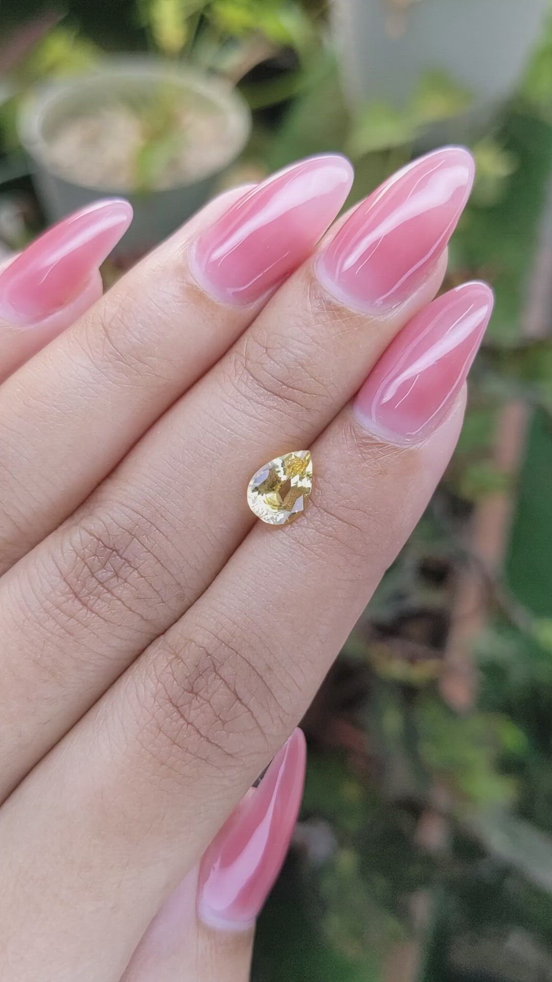 1.50 Ct. Yellow Sapphire from Ceylon (Sri Lanka) Size Video