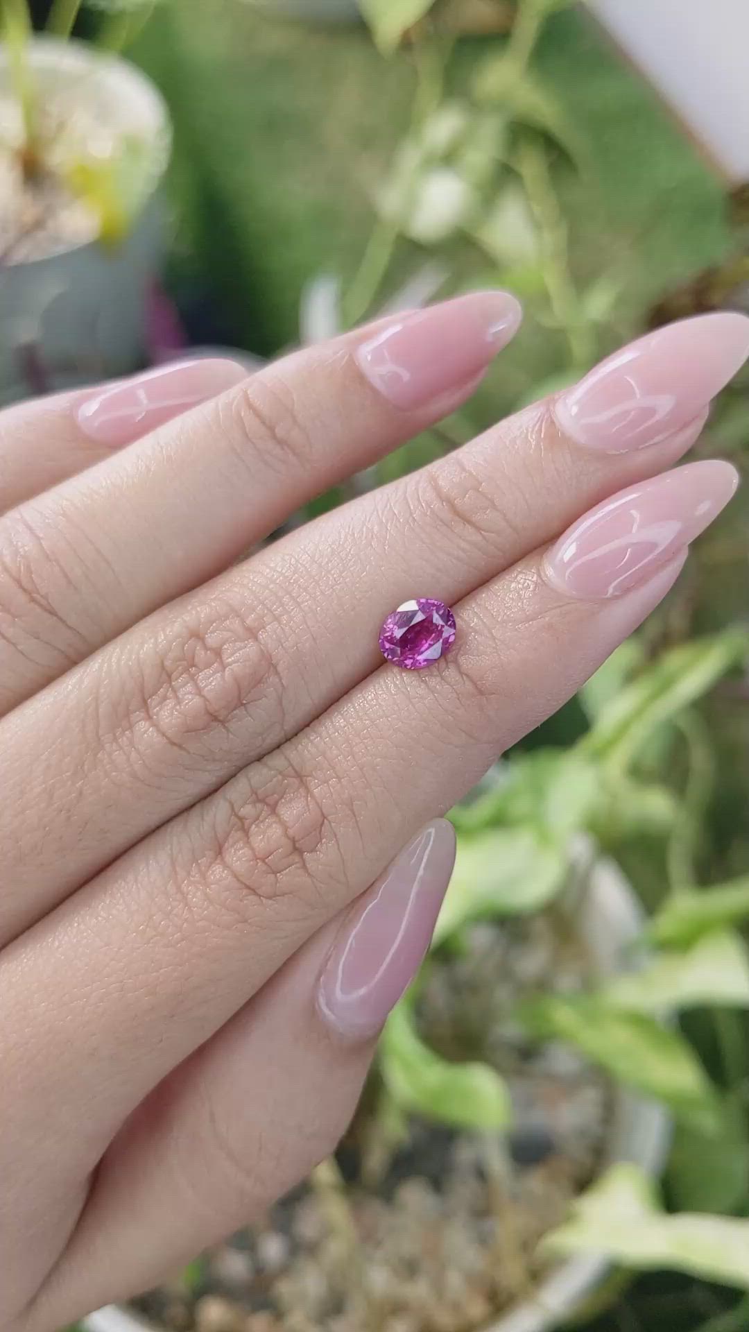 1.08 Ct. Purplish Pink Sapphire from Ceylon (Sri Lanka) Size Video