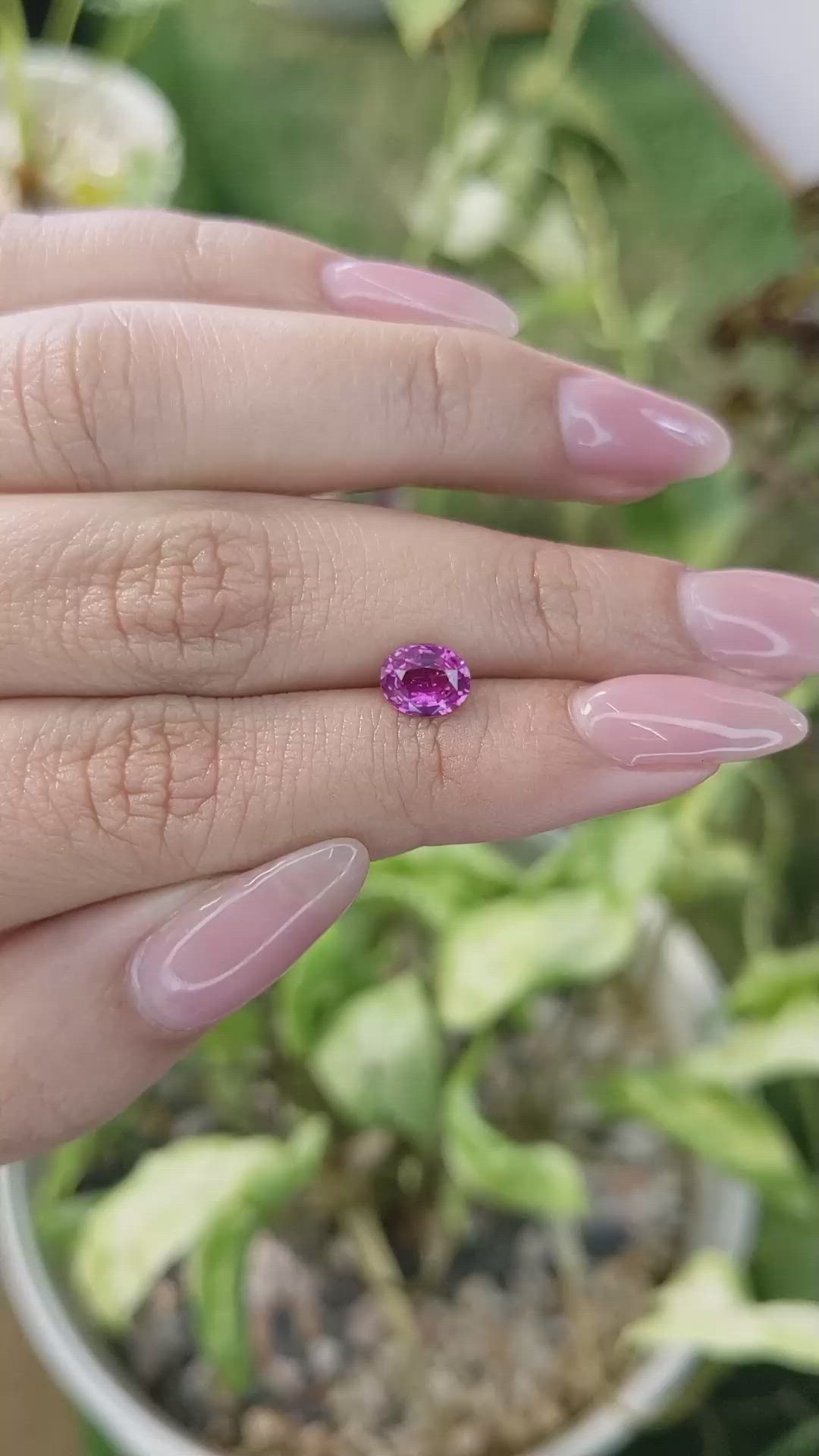 1.08 Ct. Purplish Pink Sapphire from Ceylon (Sri Lanka) Size Video