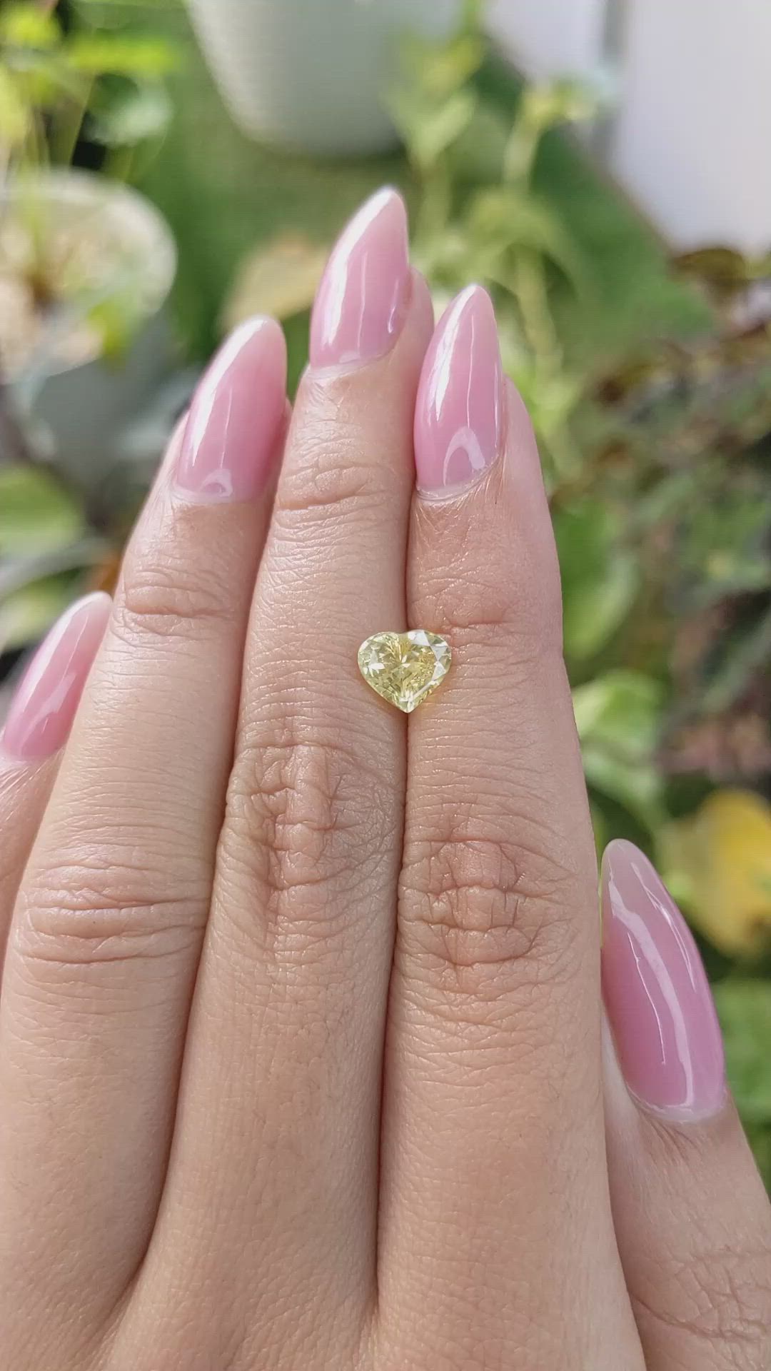 1.47 Ct. Yellow Sapphire from Ceylon (Sri Lanka) Size Video