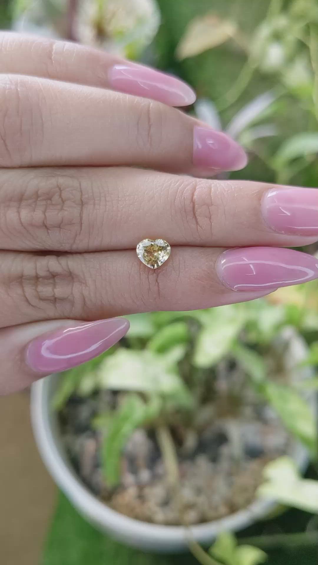 0.81 Ct. Yellow Sapphire from Ceylon (Sri Lanka) Size Video