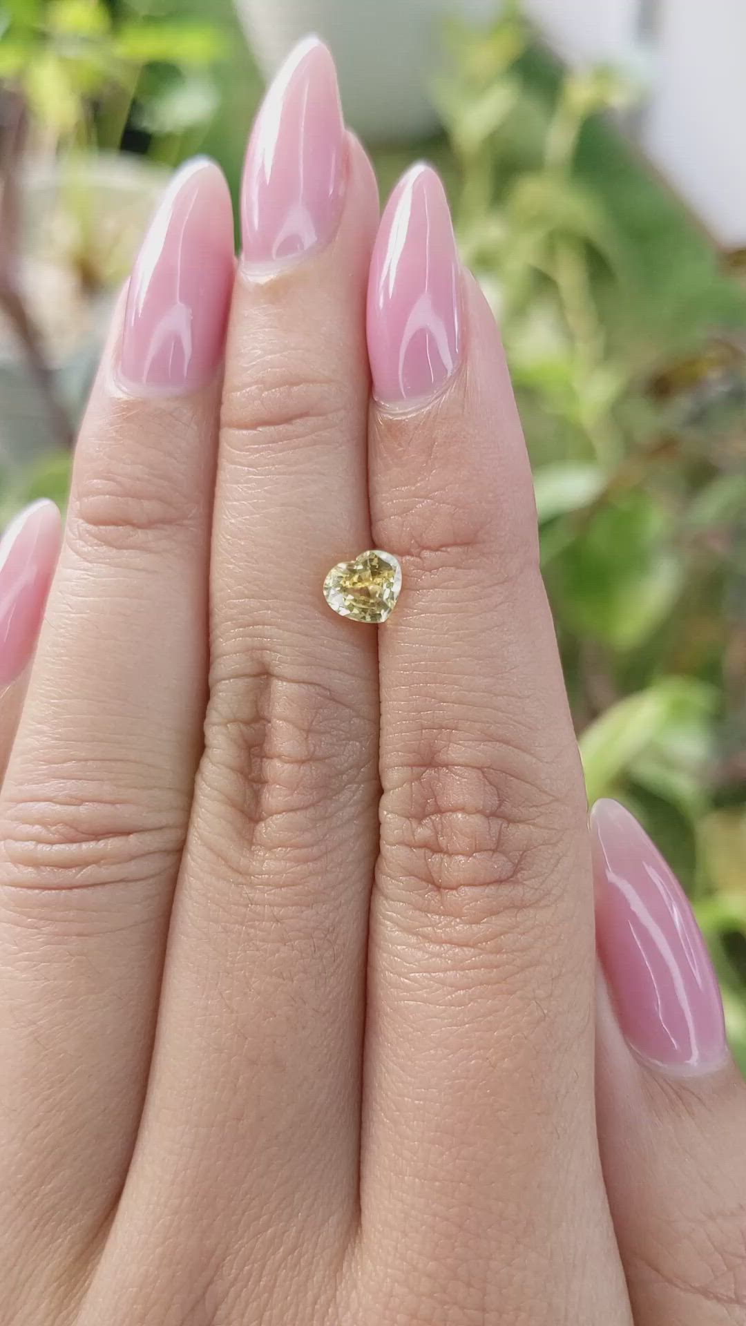 0.81 Ct. Yellow Sapphire from Ceylon (Sri Lanka) Size Video