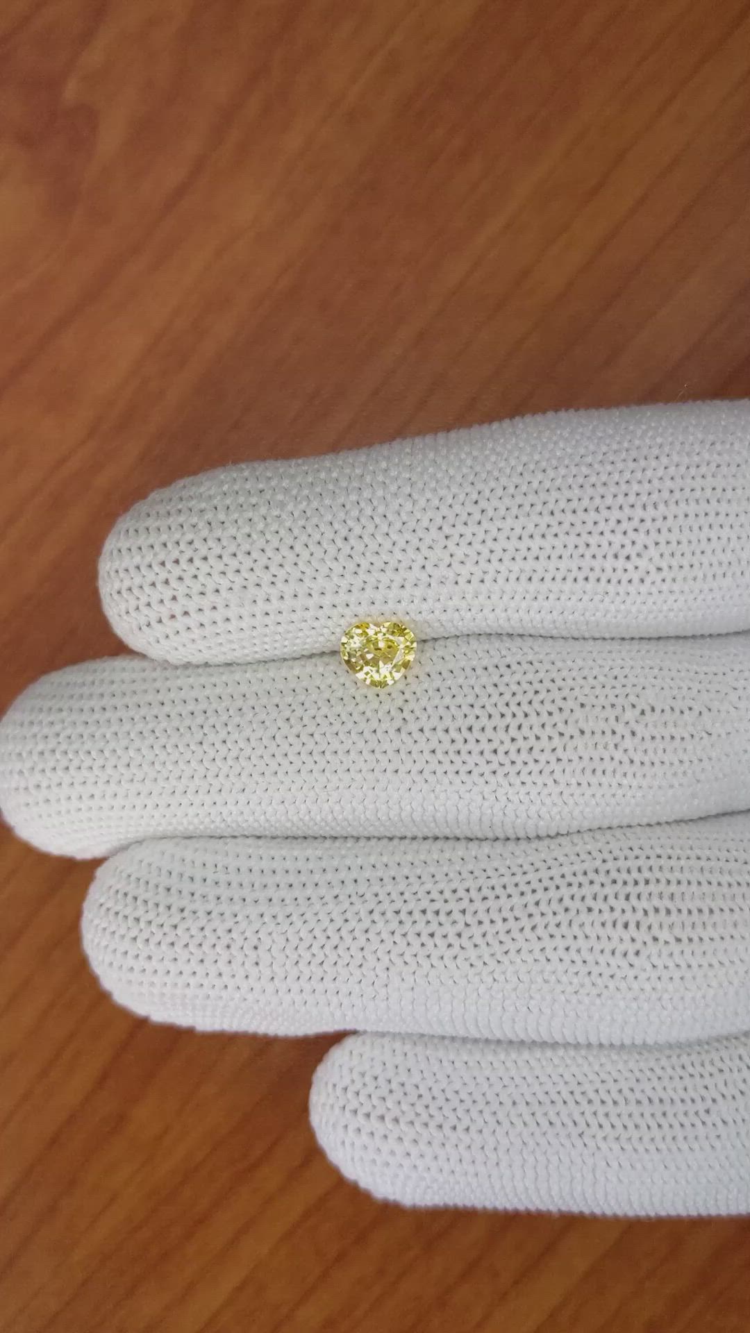 0.81 Ct. Yellow Sapphire from Ceylon (Sri Lanka) Size Video