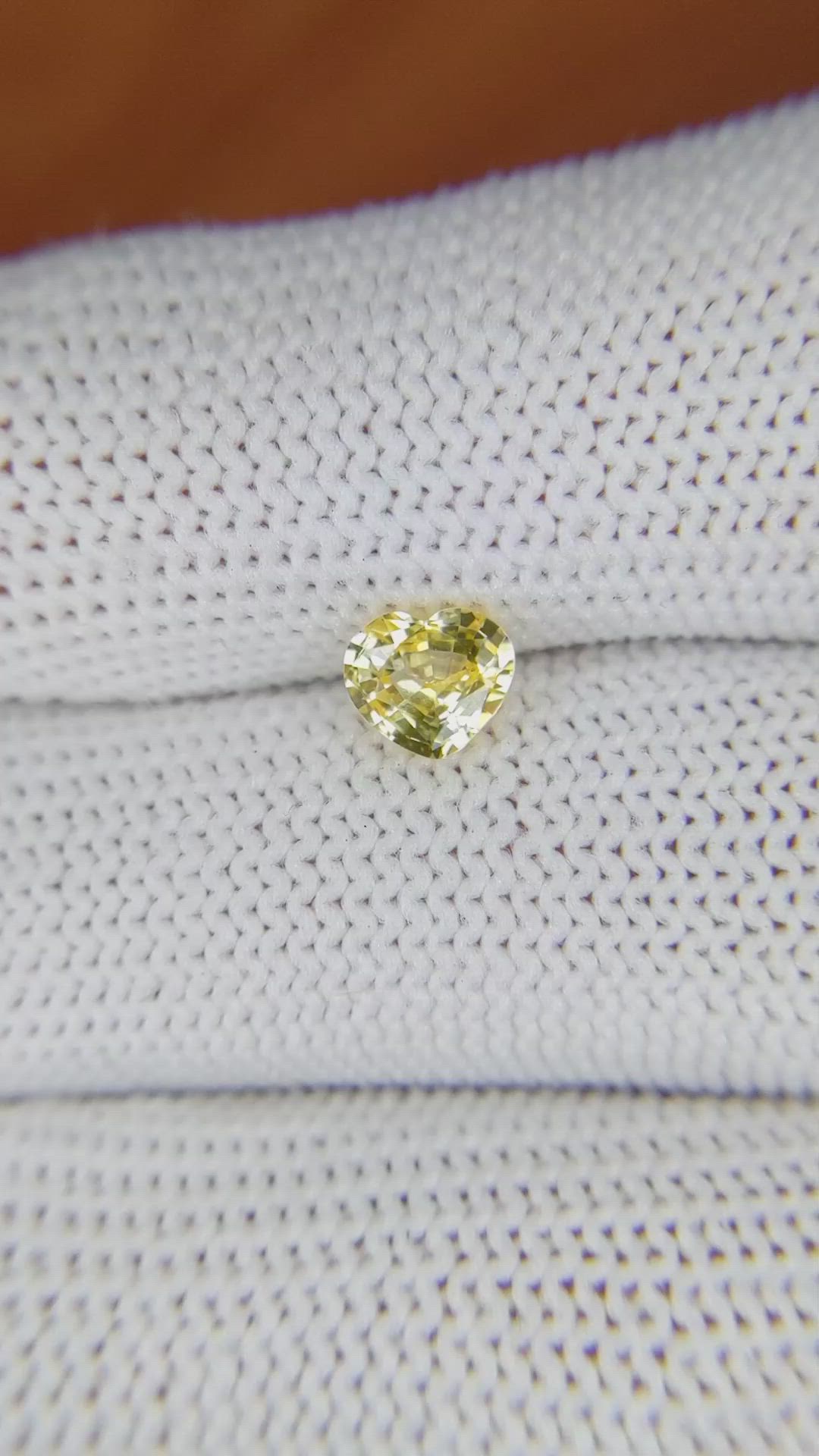 0.81 Ct. Yellow Sapphire from Ceylon (Sri Lanka) Size Video