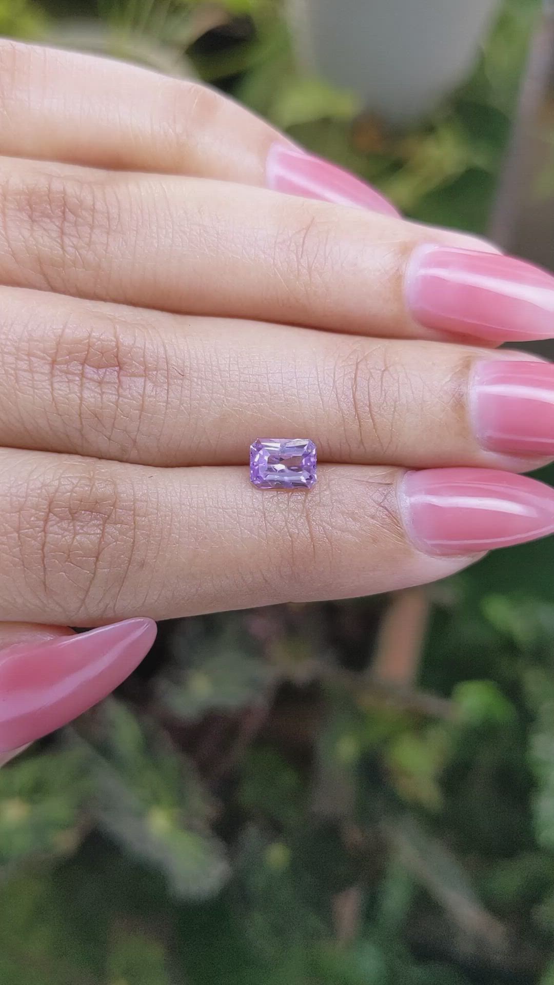 1.29 Ct. Pinkish Purple Sapphire from Ceylon (Sri Lanka) Size Video