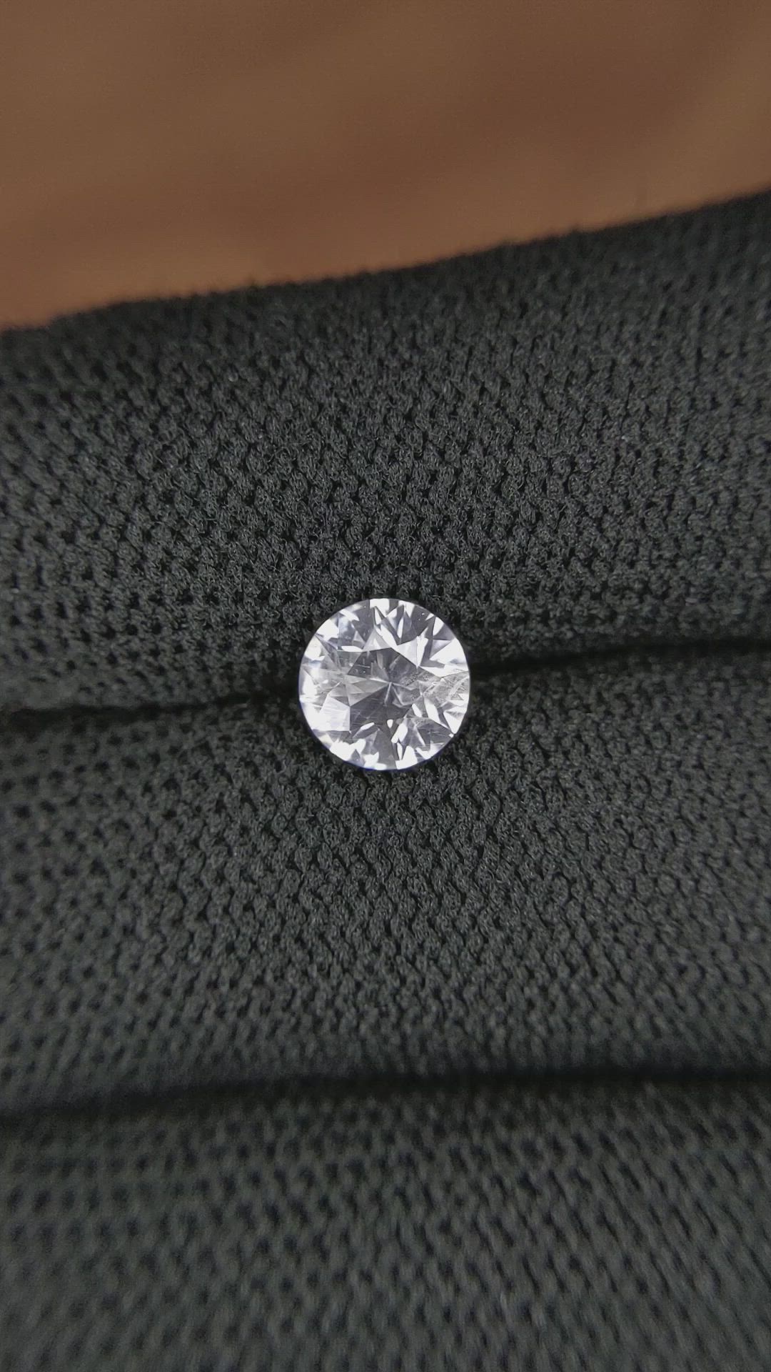 1.40 Ct. White Sapphire from Ceylon (Sri Lanka) Size Video