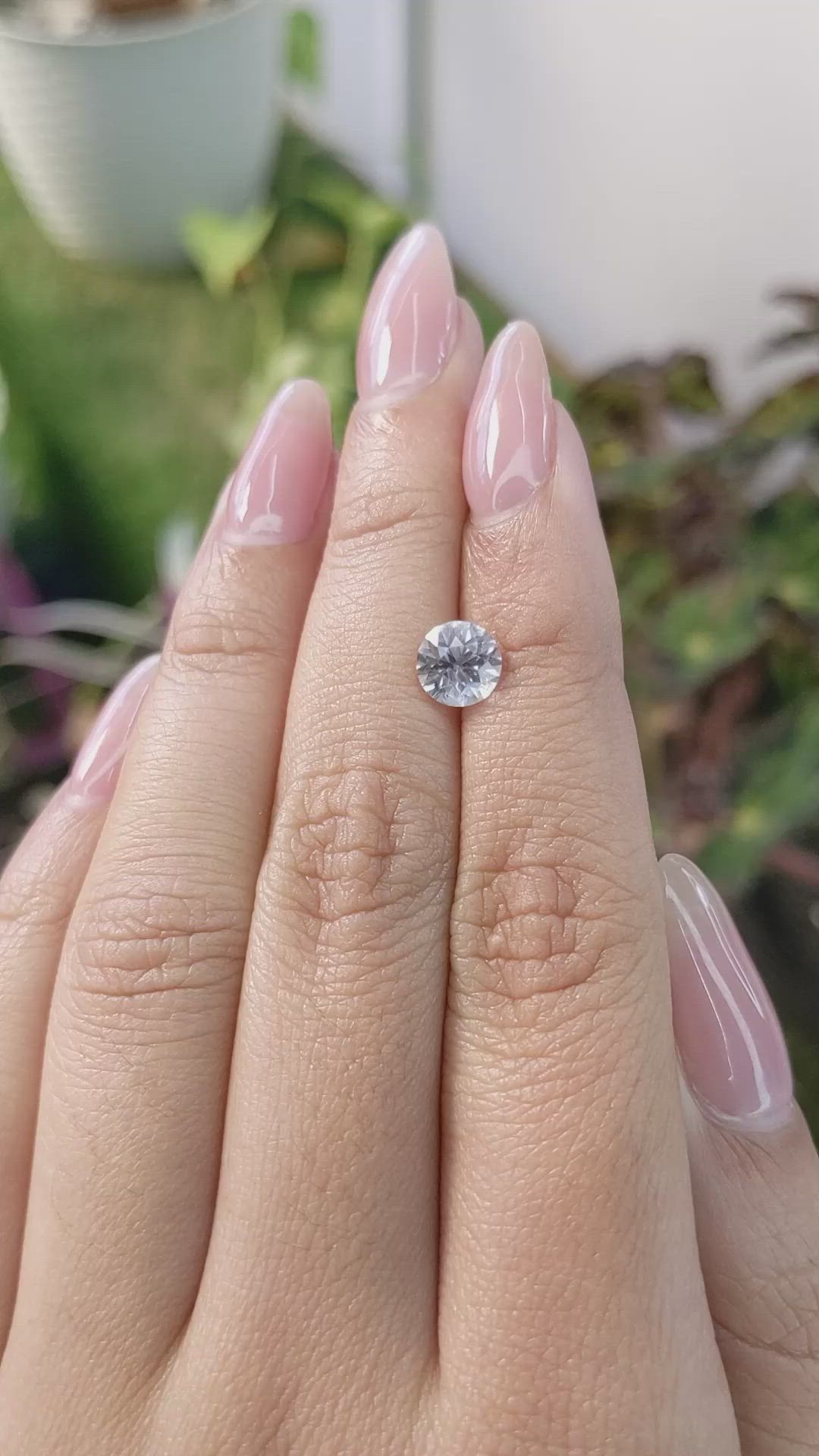 1.40 Ct. White Sapphire from Ceylon (Sri Lanka) Size Video