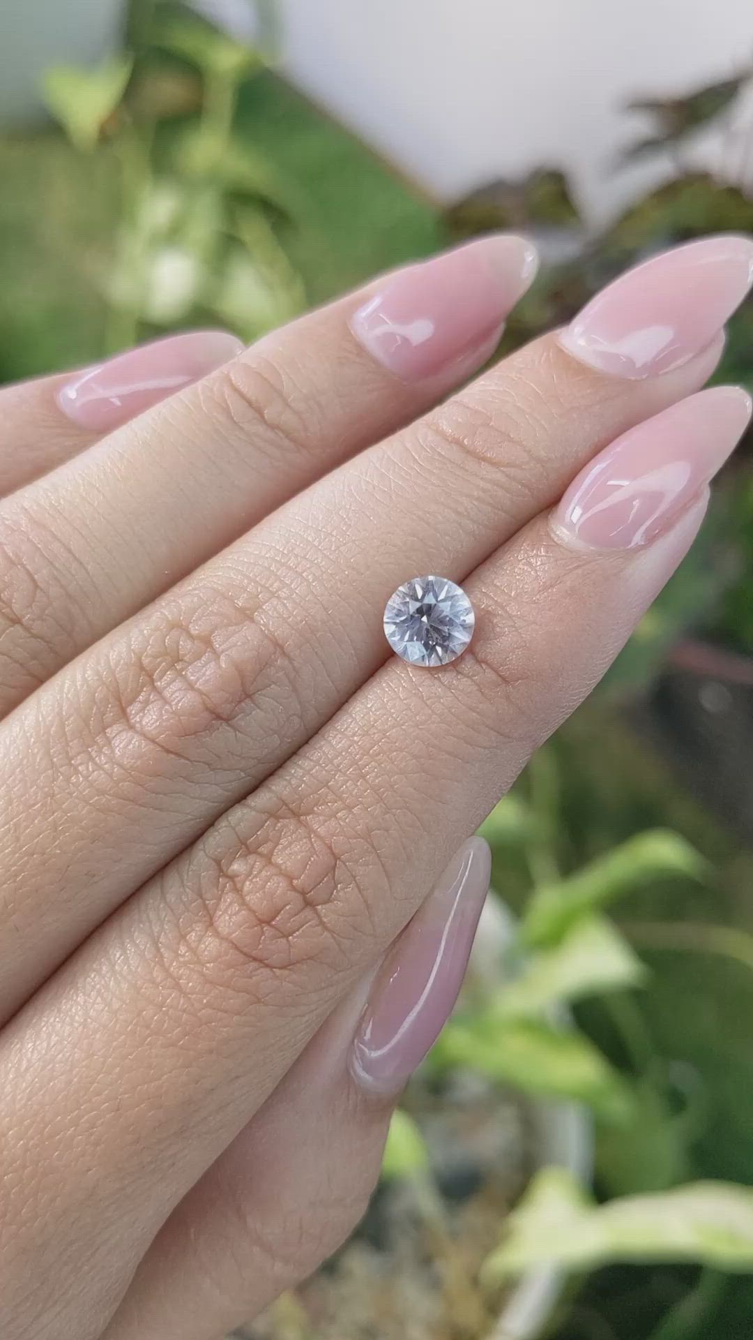 1.40 Ct. White Sapphire from Ceylon (Sri Lanka) Size Video