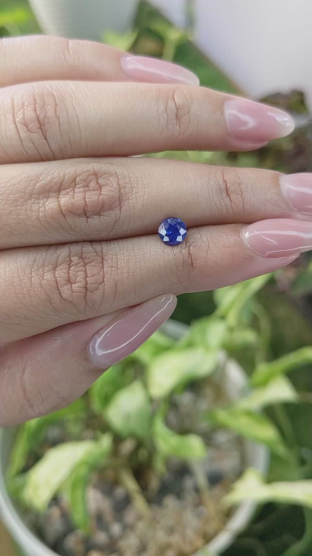 0.74 Ct. Blue Sapphire from Ceylon (Sri Lanka) Size Video