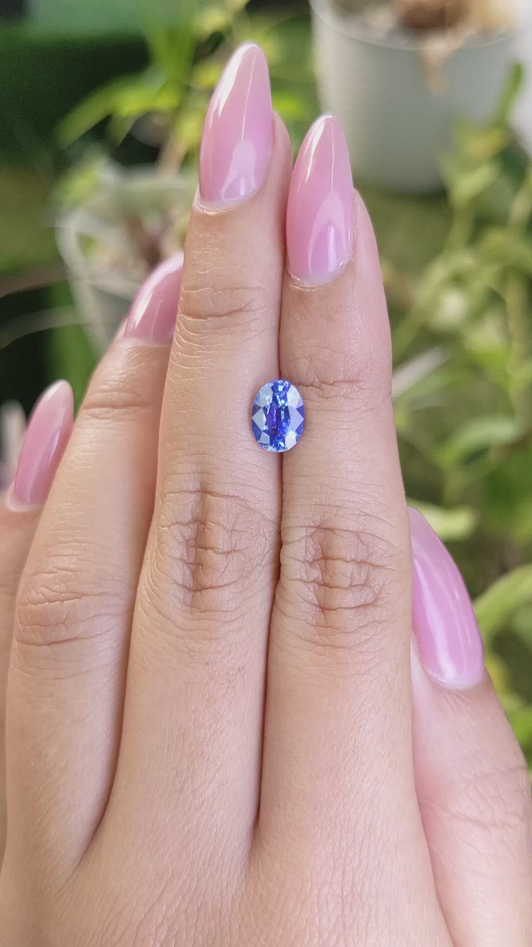 1.57 Ct. Blue Sapphire from Ceylon (Sri Lanka) Size Video