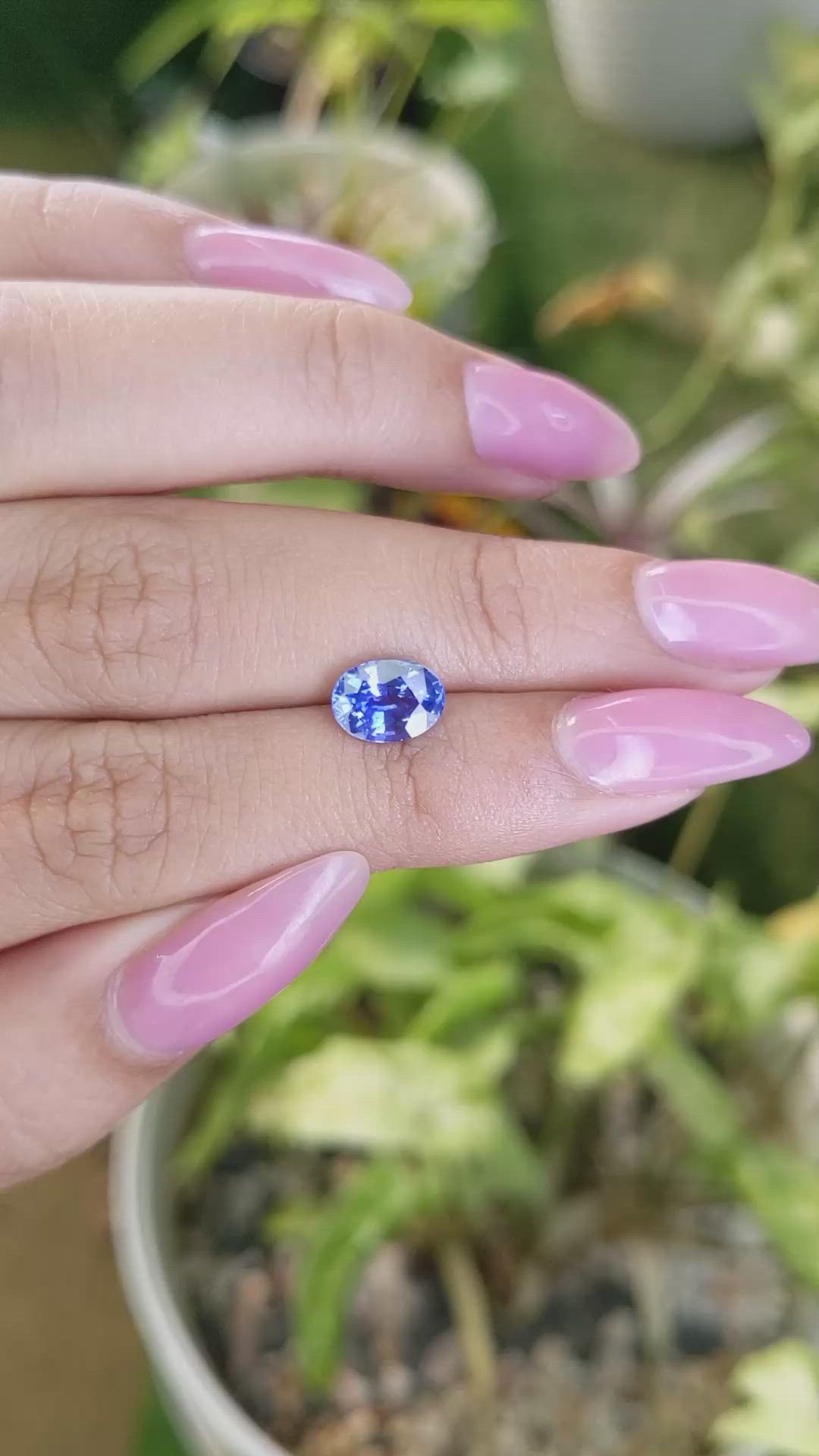 1.57 Ct. Blue Sapphire from Ceylon (Sri Lanka) Size Video