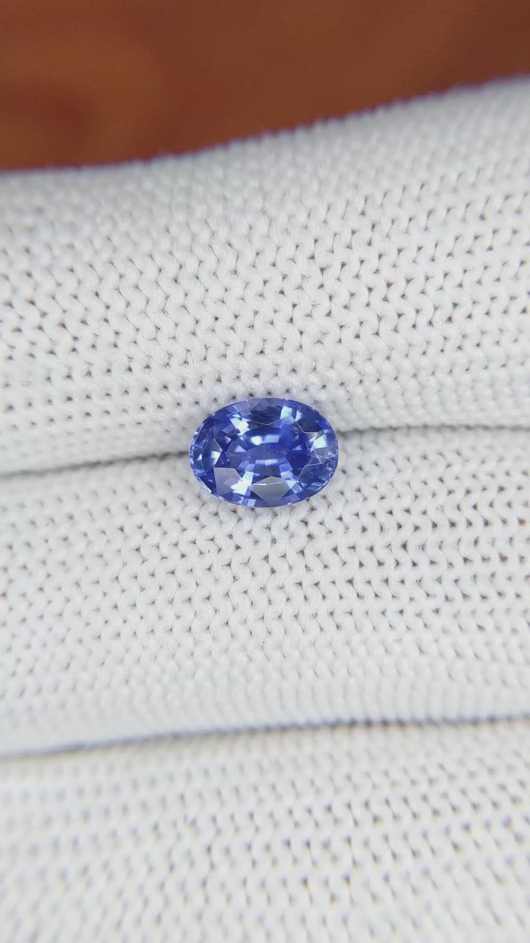 1.57 Ct. Blue Sapphire from Ceylon (Sri Lanka) Size Video