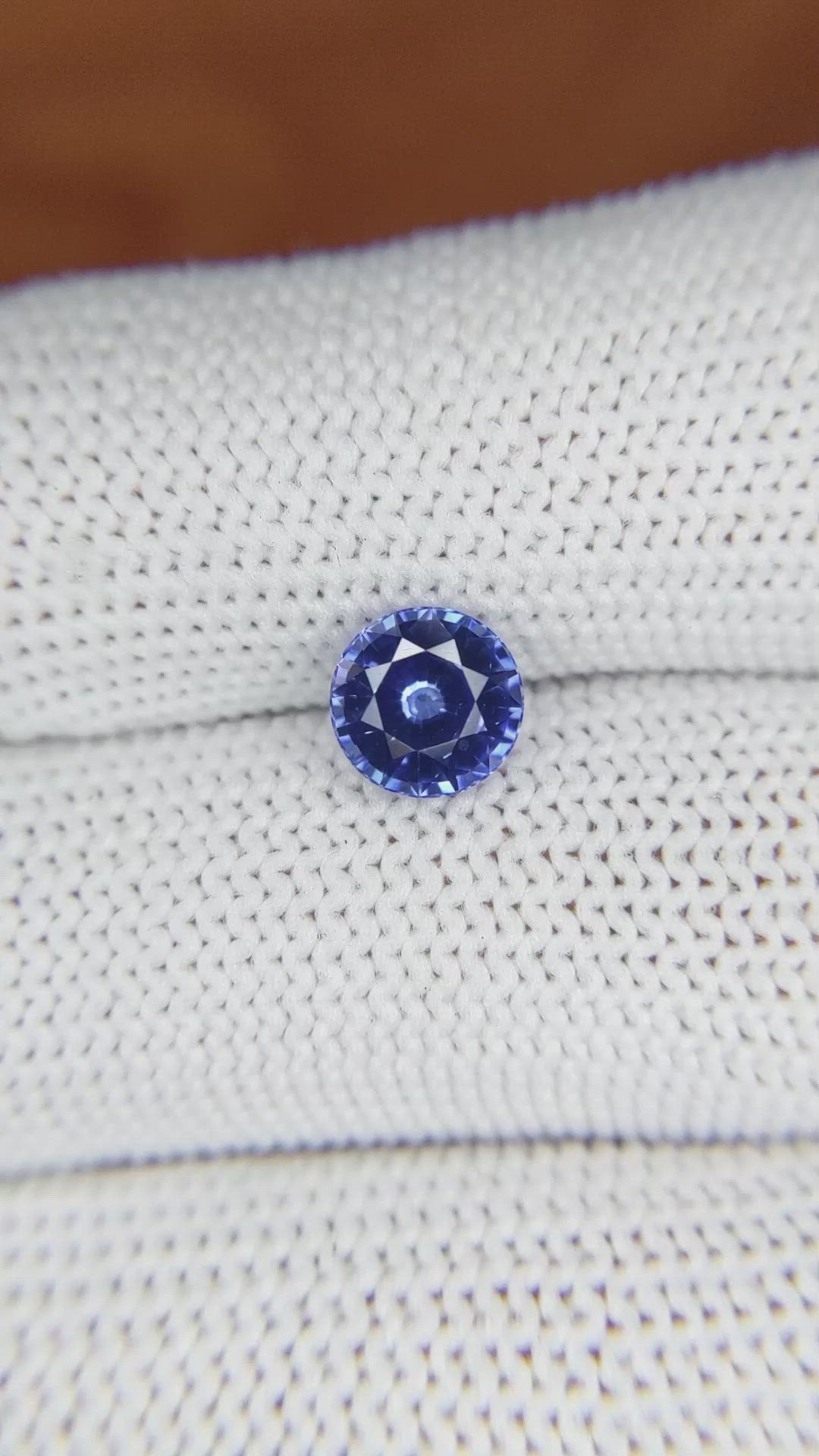1.67 Ct. Blue Sapphire from Ceylon (Sri Lanka) Size Video