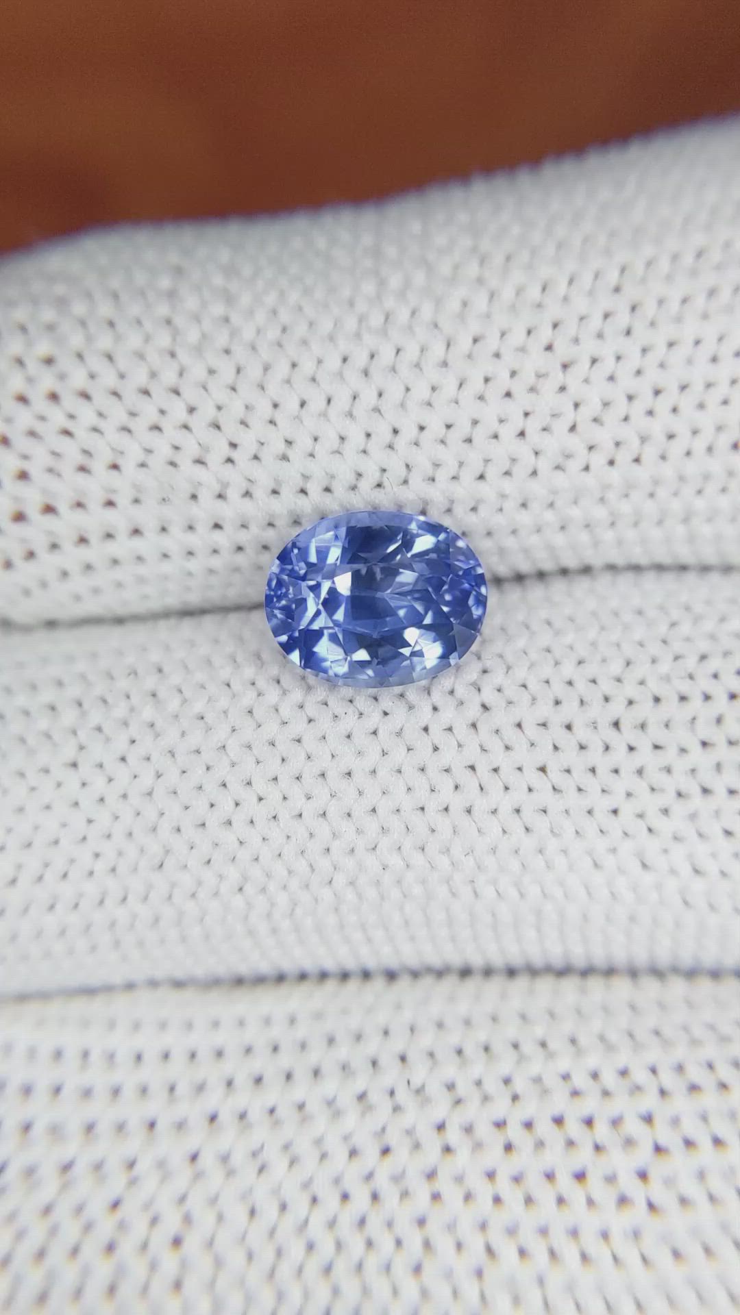 2.87 Ct. Blue Sapphire from Ceylon (Sri Lanka) Size Video