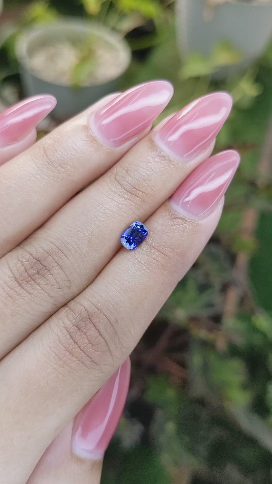 0.82 Ct. Blue Sapphire from Ceylon (Sri Lanka) Size Video
