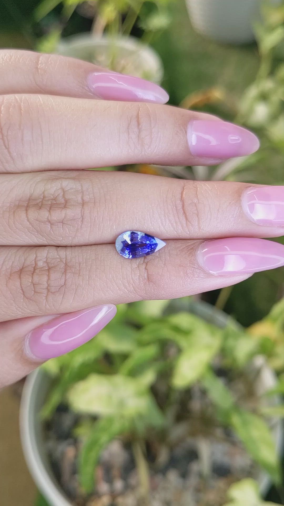 1.38 Ct. Blue Sapphire from Ceylon (Sri Lanka) Size Video