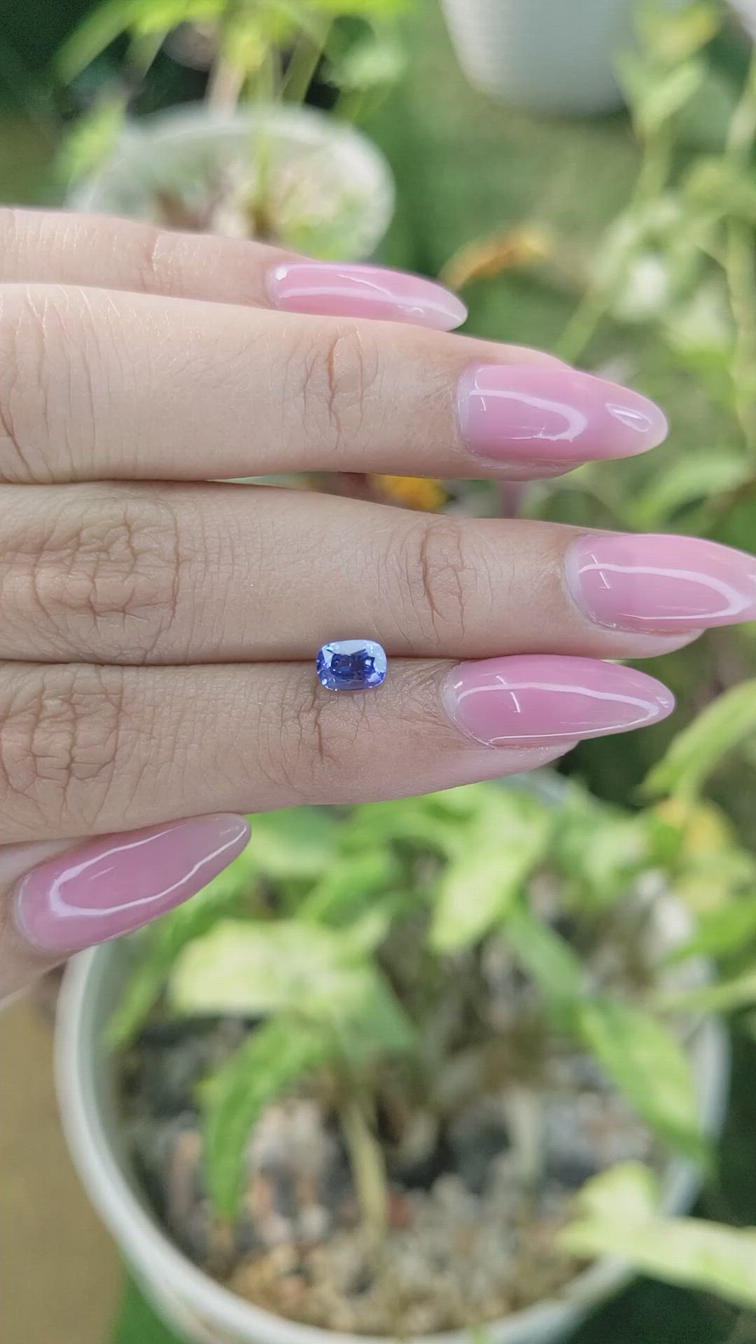 0.82 Ct. Blue Sapphire from Ceylon (Sri Lanka) Size Video