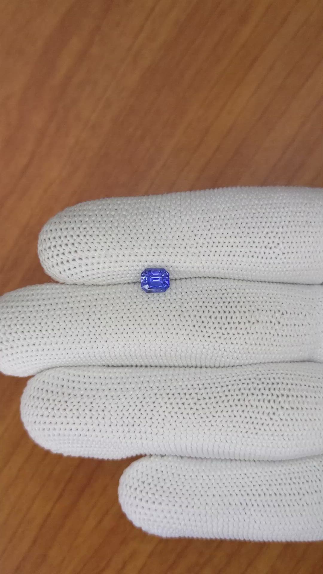 0.87 Ct. Blue Sapphire from Ceylon (Sri Lanka) Size Video