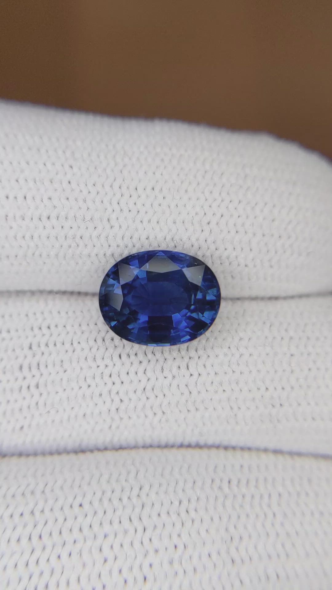 3.50 Ct. Blue Sapphire from Thailand Size Video