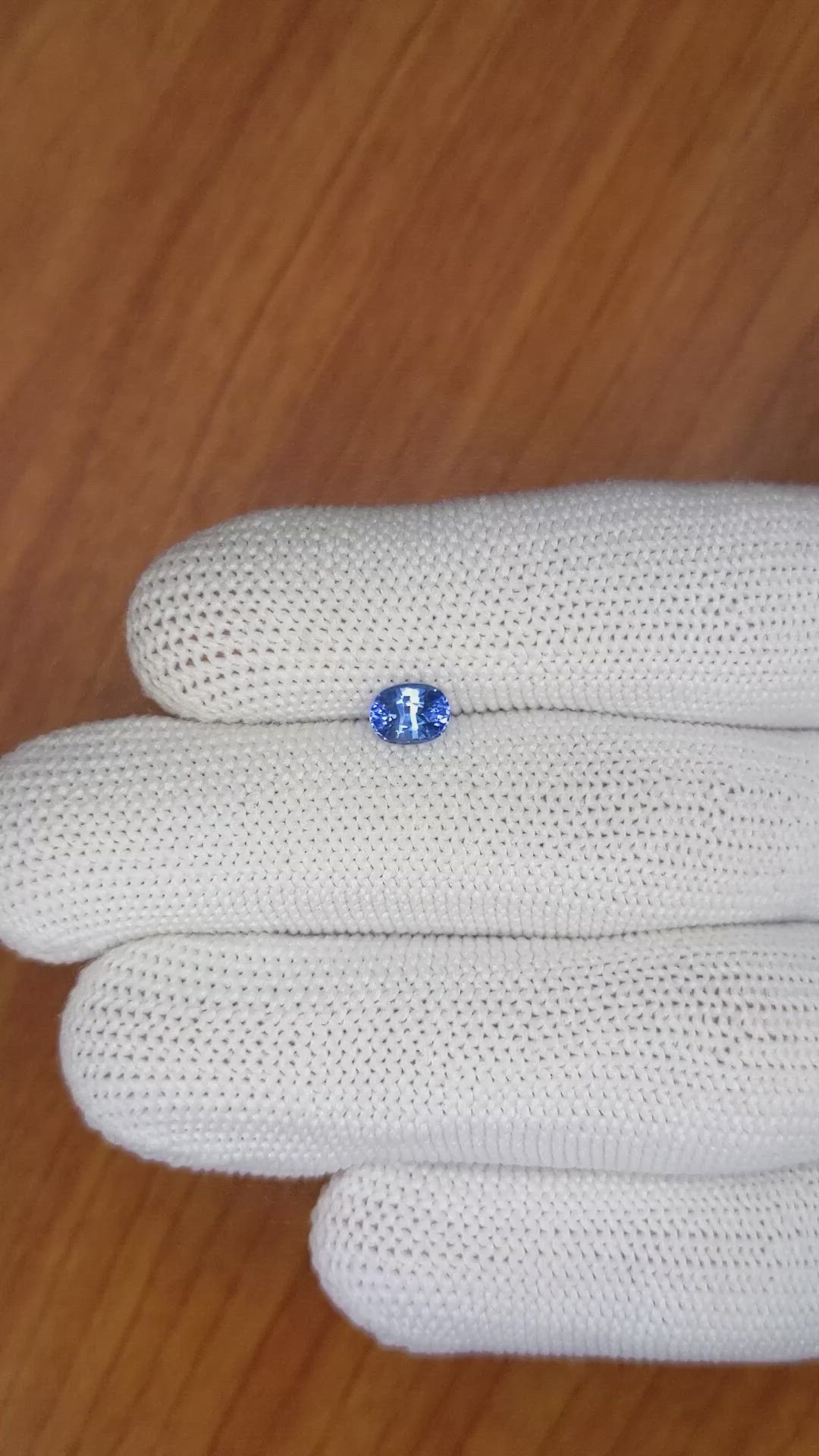 0.75 Ct. Blue Sapphire from Ceylon (Sri Lanka) Size Video