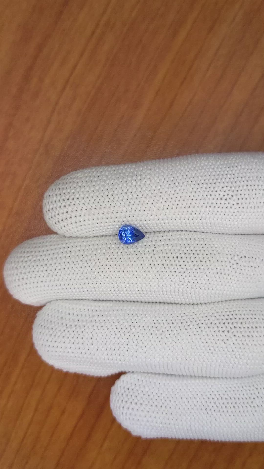 0.70 Ct. Blue Sapphire from Ceylon (Sri Lanka) Size Video