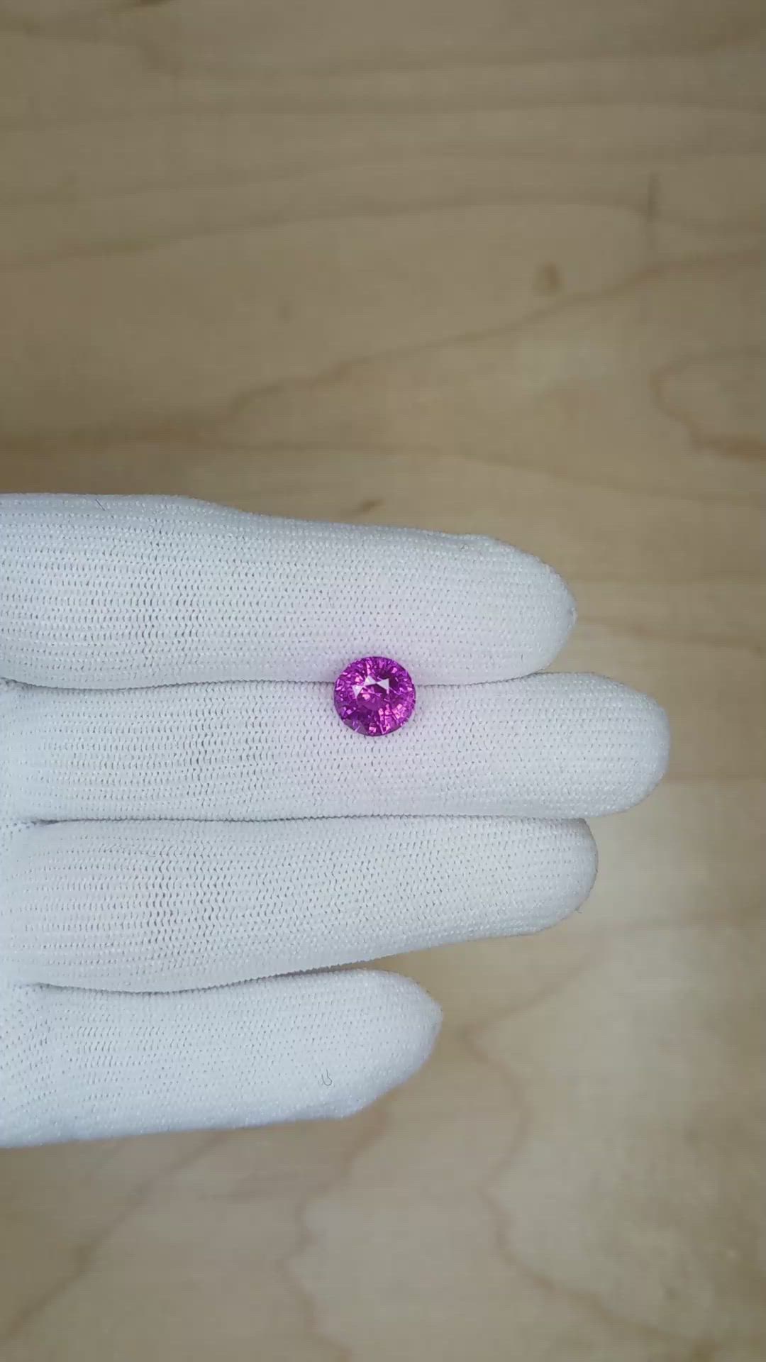 3.03 Ct. Pinkish Purple Sapphire from Ceylon (Sri Lanka) Size Video