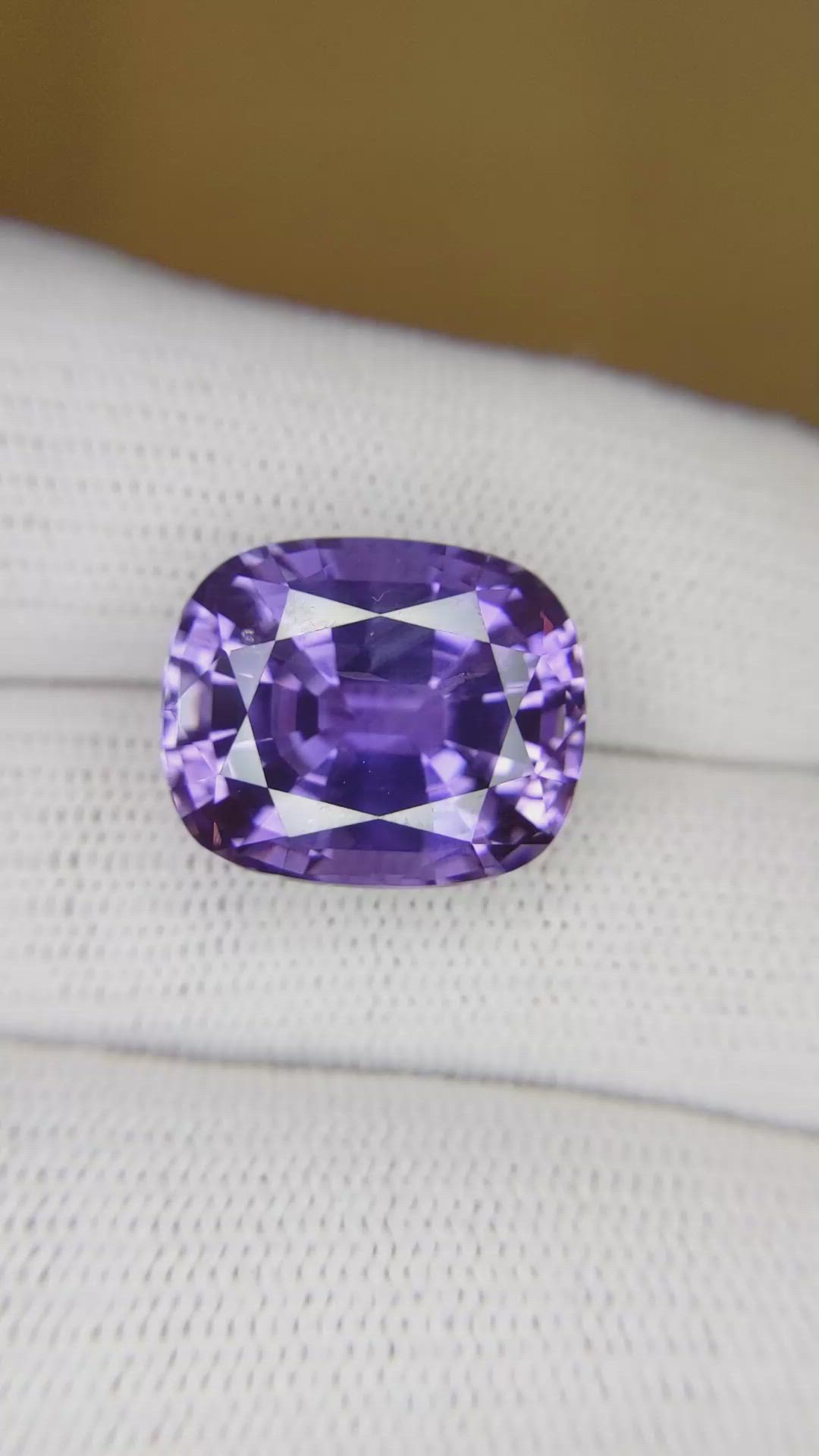 15.93 Ct. Bluish Purple Sapphire from Ceylon (Sri Lanka) Size Video