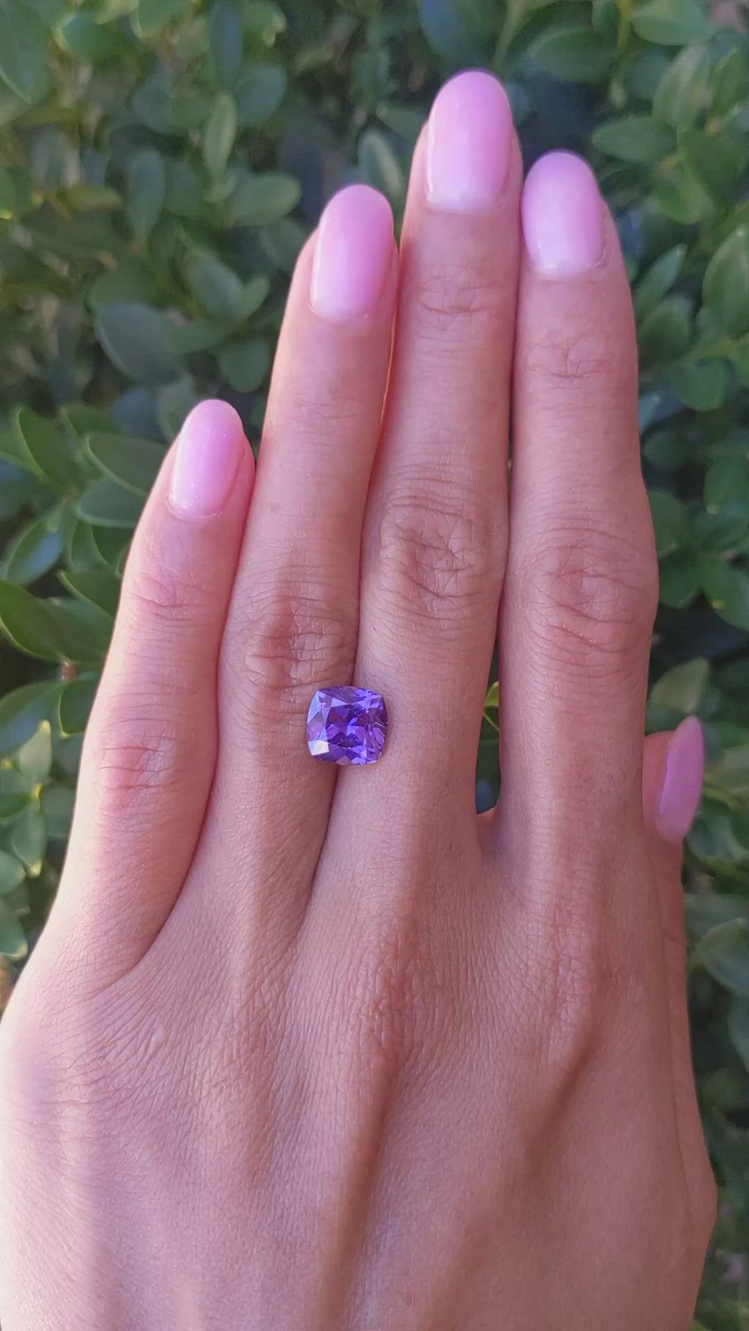 3.26 Ct. Purple Sapphire from Ceylon (Sri Lanka) Size Video