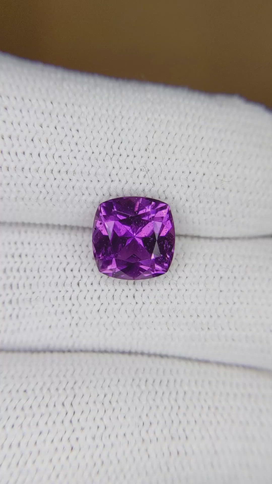 3.26 Ct. Purple Sapphire from Ceylon (Sri Lanka) Size Video