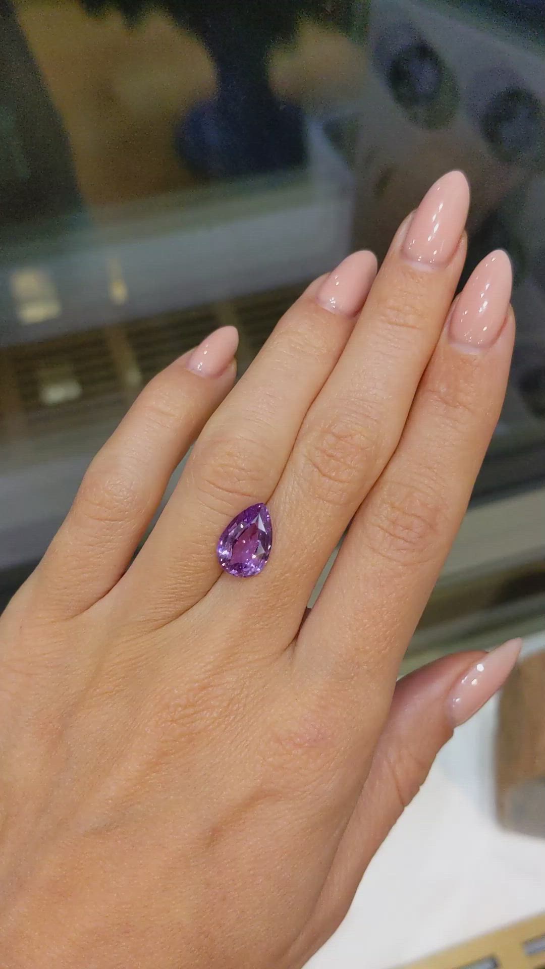 4.12 Ct. Pinkish Purple Sapphire from Ceylon (Sri Lanka) Size Video