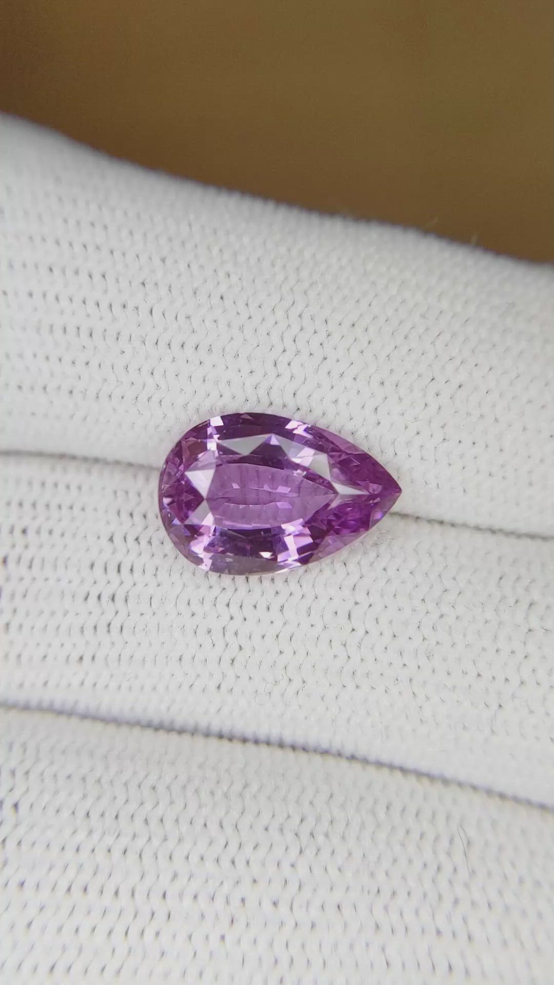4.12 Ct. Pinkish Purple Sapphire from Ceylon (Sri Lanka) Size Video