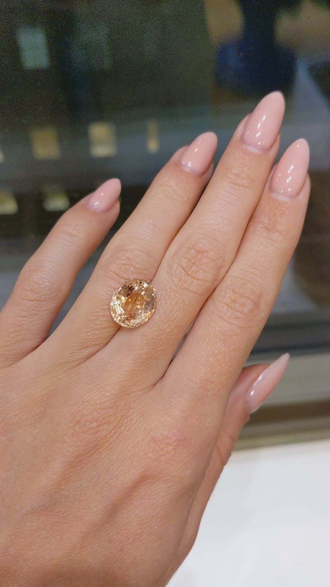 8.56 Ct. Padparadscha Sapphire from Ceylon (Sri Lanka) Size Video