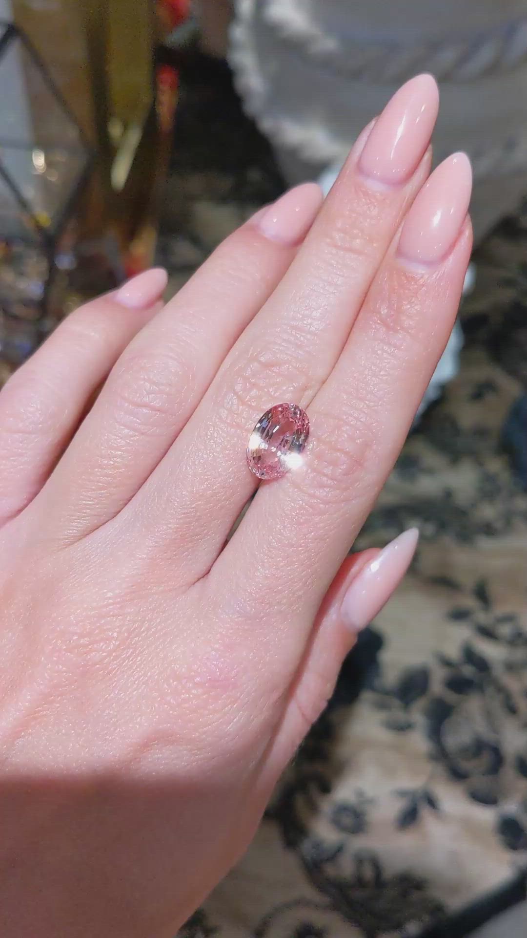 5.09 Ct. Padparadscha Sapphire from Ceylon (Sri Lanka) Size Video
