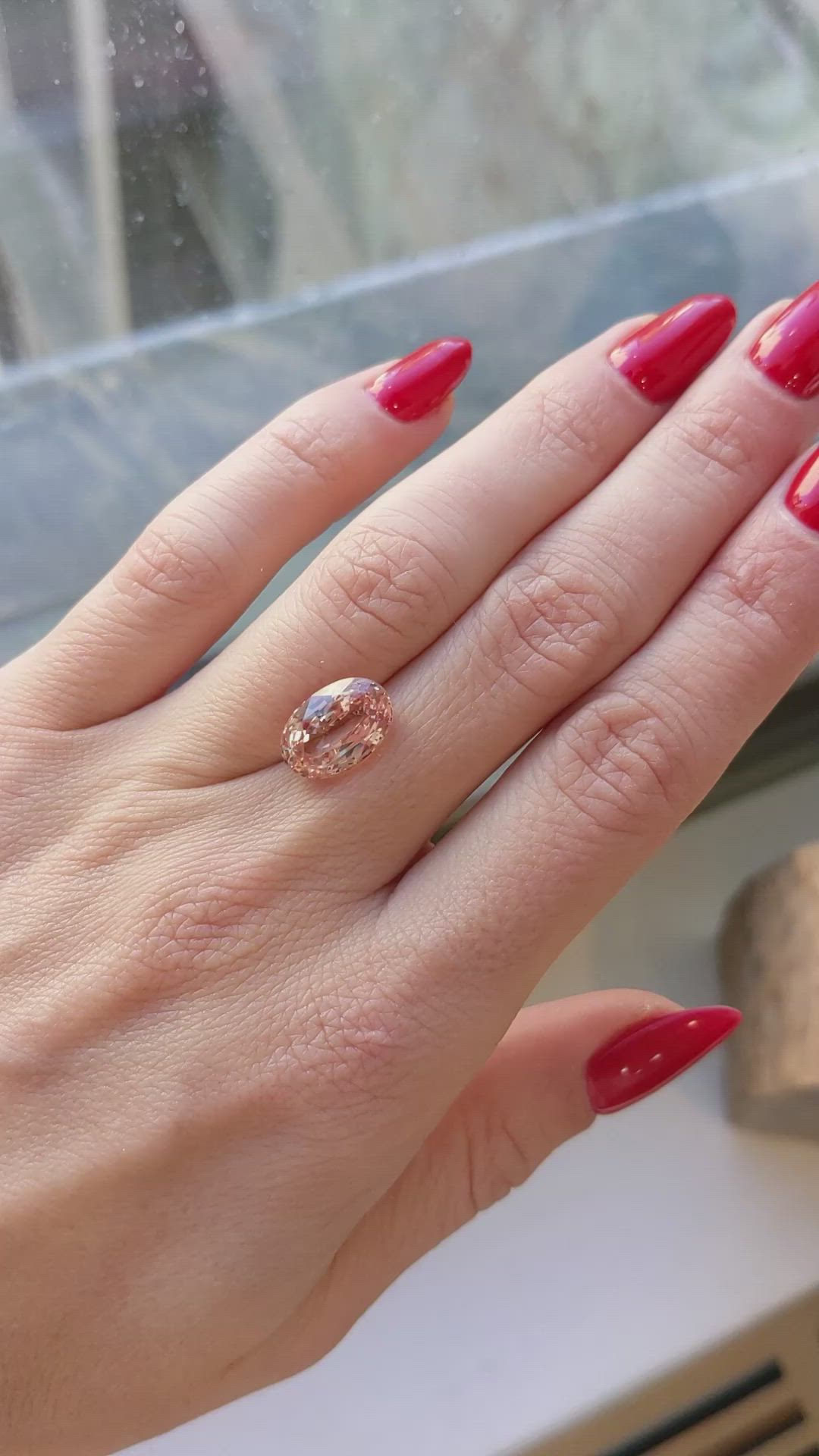 5.09 Ct. Padparadscha Sapphire from Ceylon (Sri Lanka) Size Video