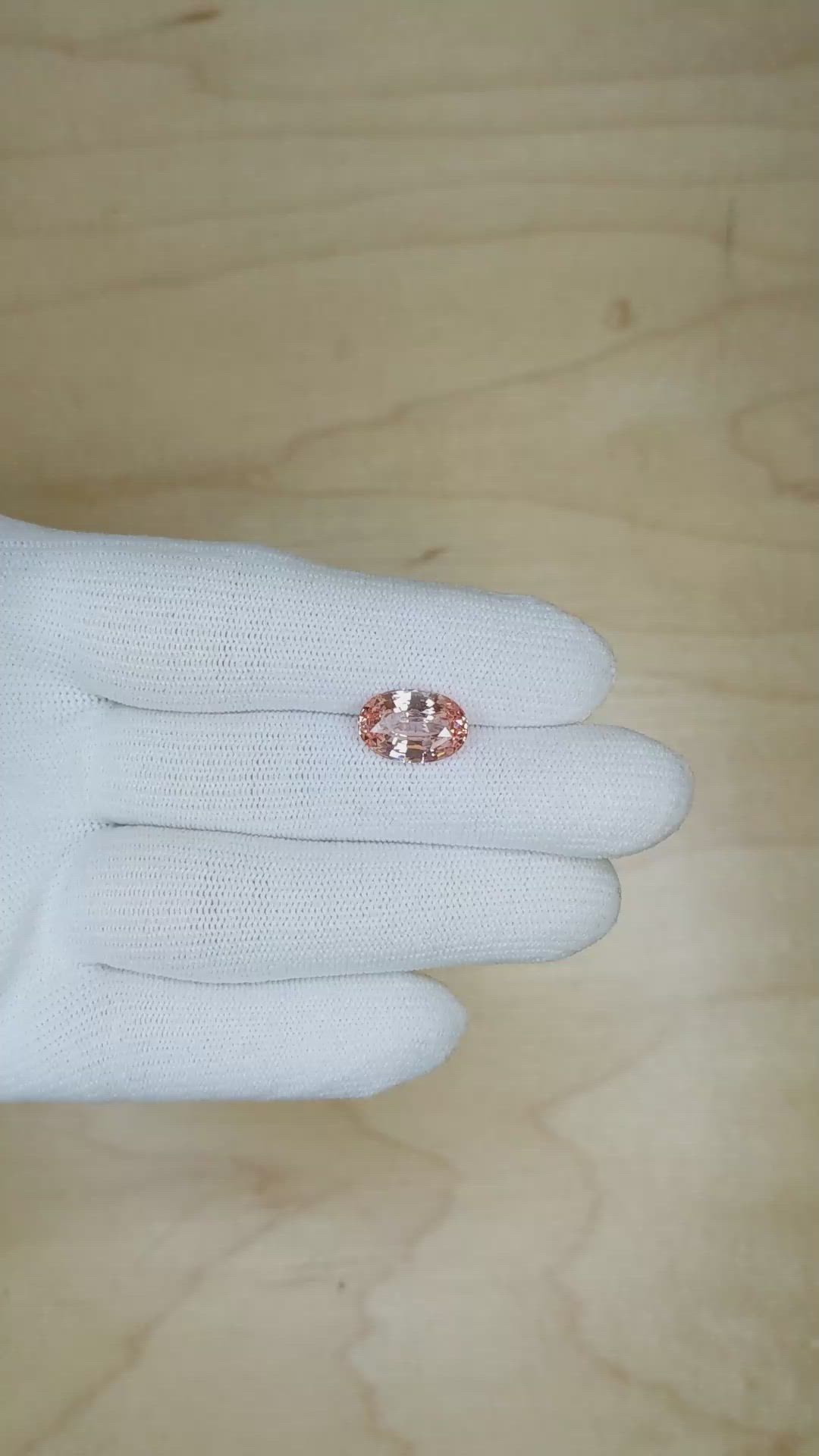 5.09 Ct. Padparadscha Sapphire from Ceylon (Sri Lanka) Size Video