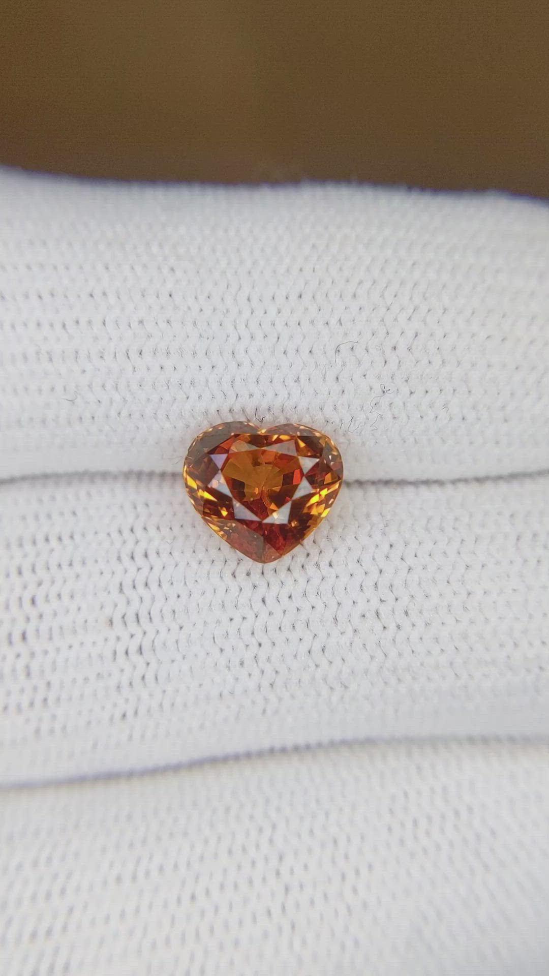 2.54 Ct. Orange Sapphire from Ceylon (Sri Lanka) Size Video