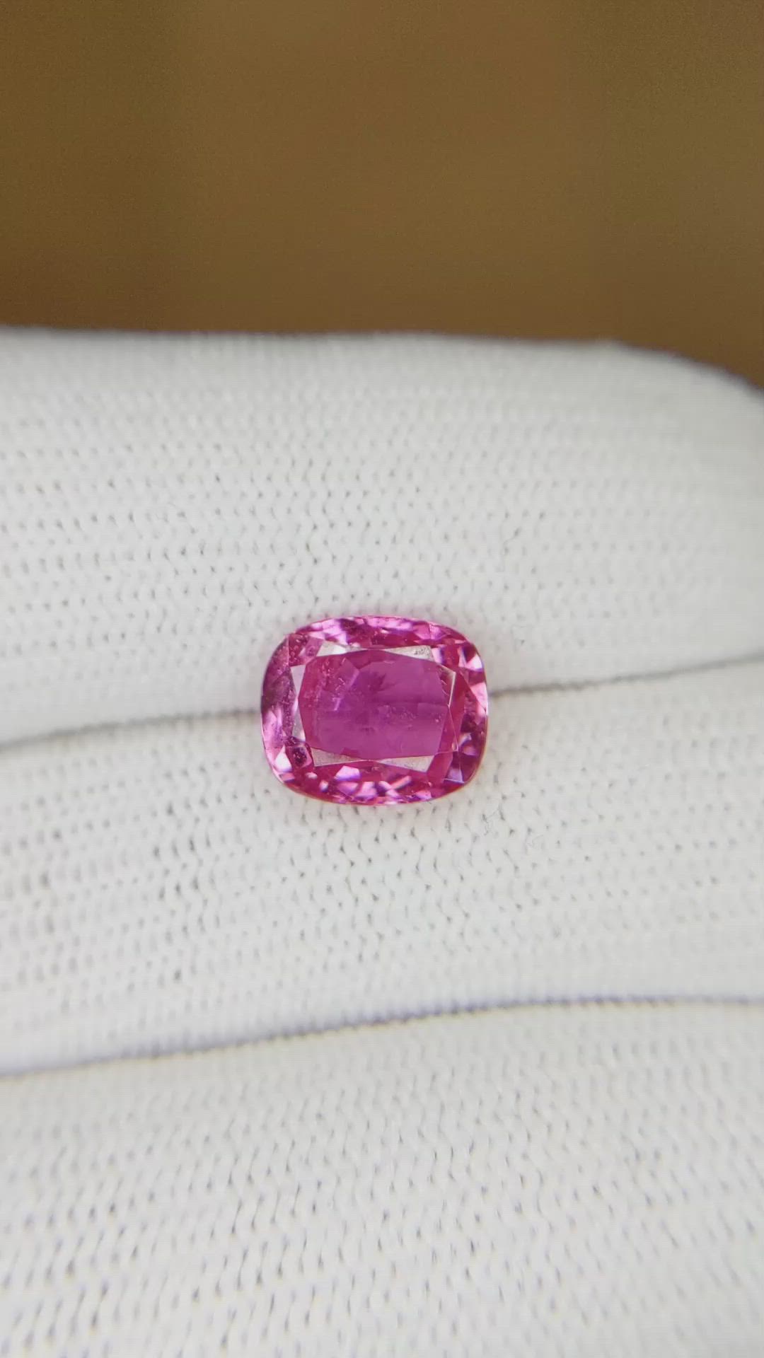 2.50 Ct. Pink Sapphire from Ceylon (Sri Lanka) Size Video