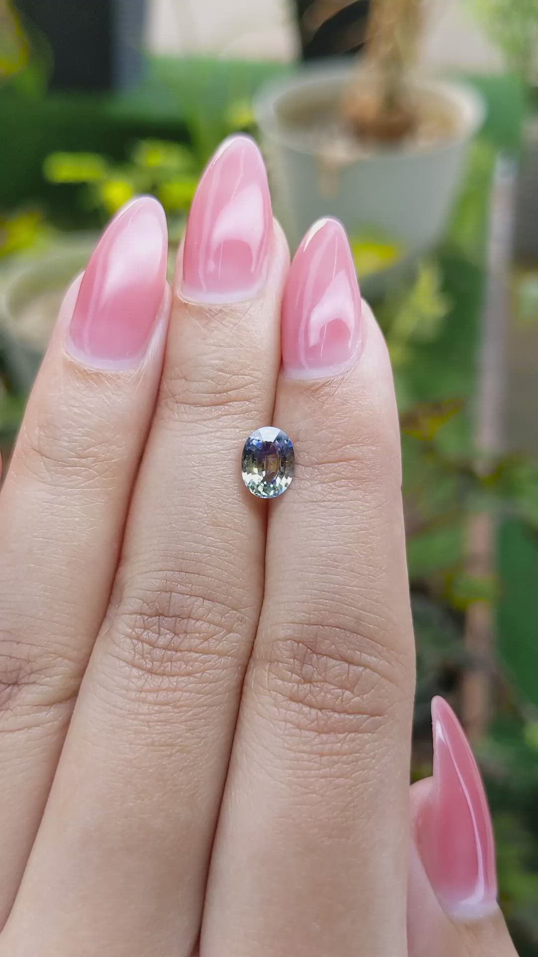 1.16 Ct. Bi Color / Parti Sapphire from Ceylon (Sri Lanka) Size Video