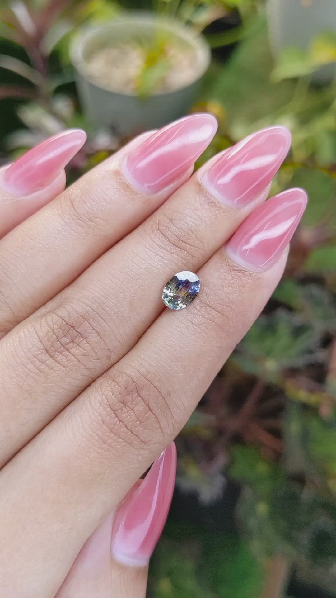 1.16 Ct. Bi Color / Parti Sapphire from Ceylon (Sri Lanka) Size Video