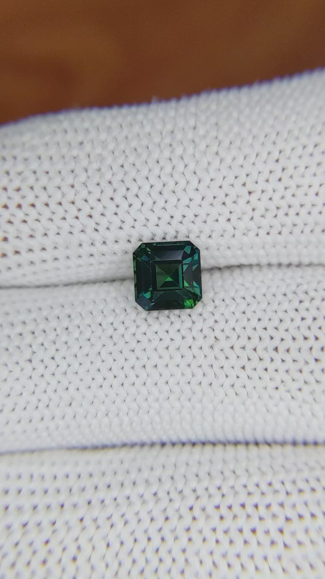 1.64 Ct. Green Sapphire from Ceylon (Sri Lanka) Size Video