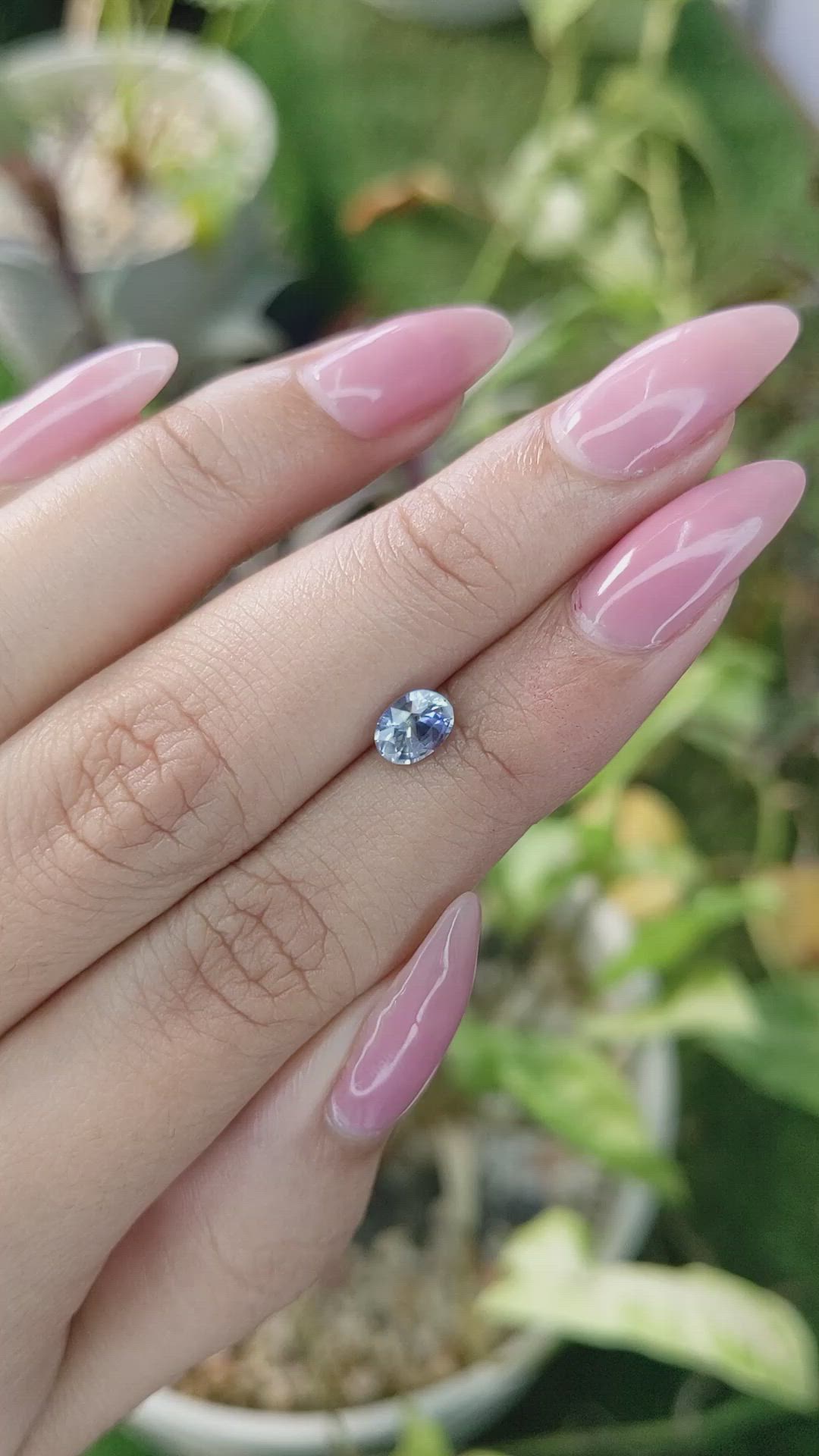 0.81 Ct. Bi Color Sapphire from Ceylon (Sri Lanka) Size Video