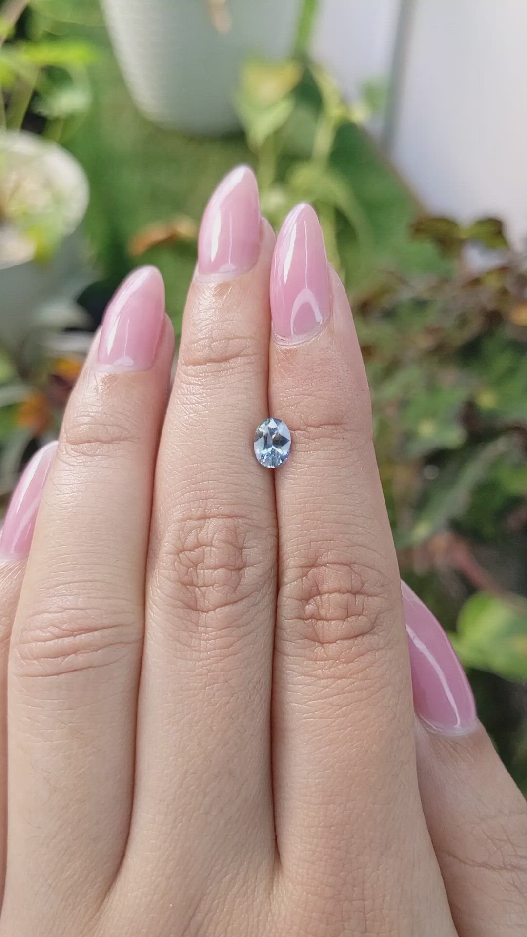 0.81 Ct. Bi Color Sapphire from Ceylon (Sri Lanka) Size Video