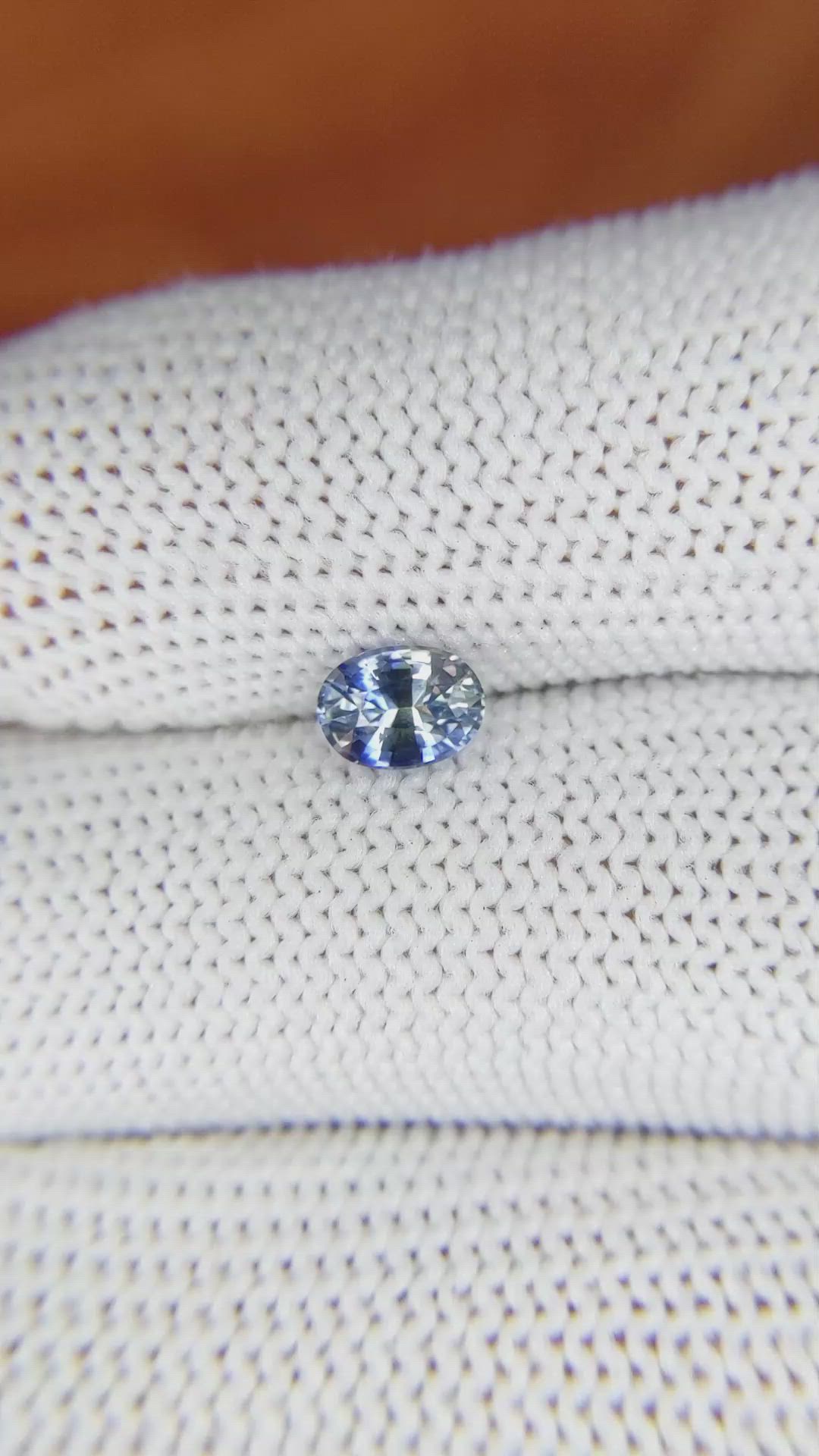0.81 Ct. Bi Color Sapphire from Ceylon (Sri Lanka) Size Video