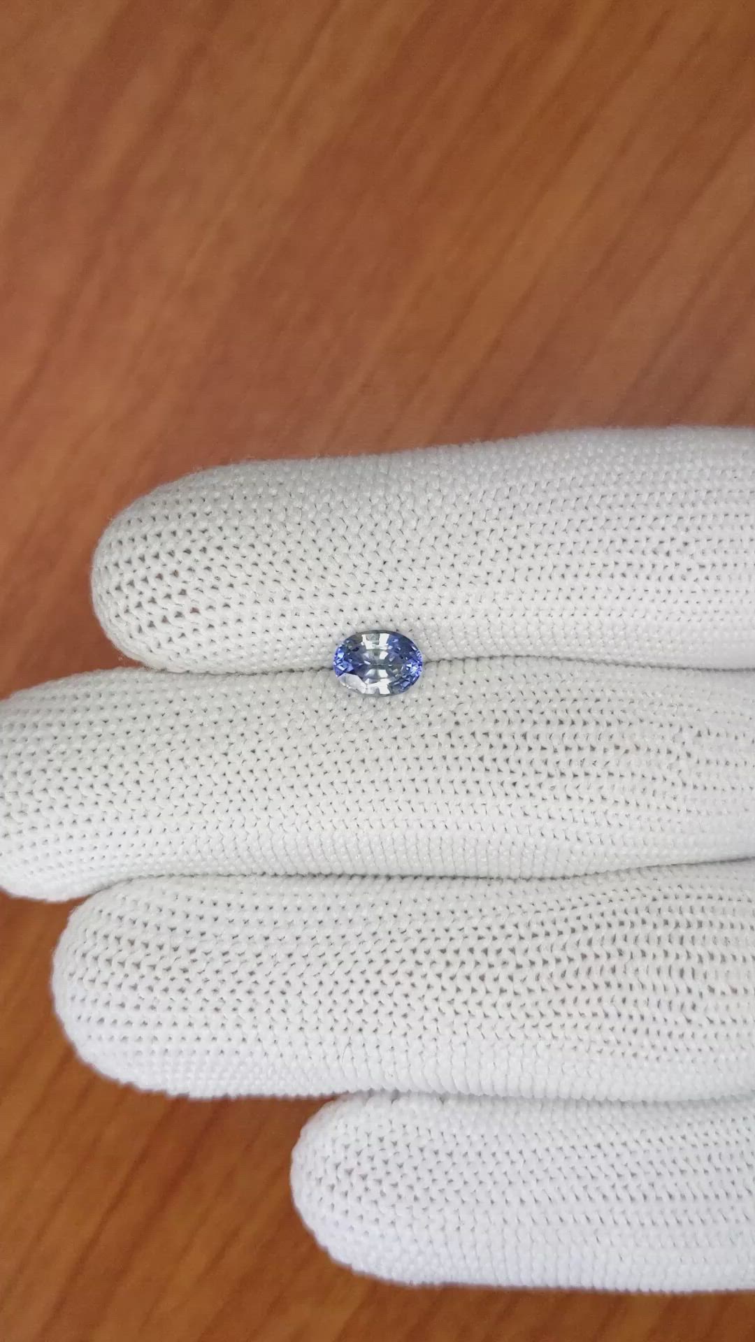 0.96 Ct. Bi Color Sapphire from Ceylon (Sri Lanka) Size Video