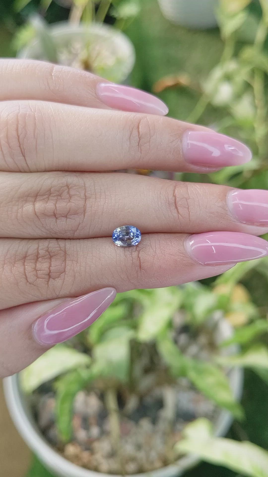 0.96 Ct. Bi Color Sapphire from Ceylon (Sri Lanka) Size Video