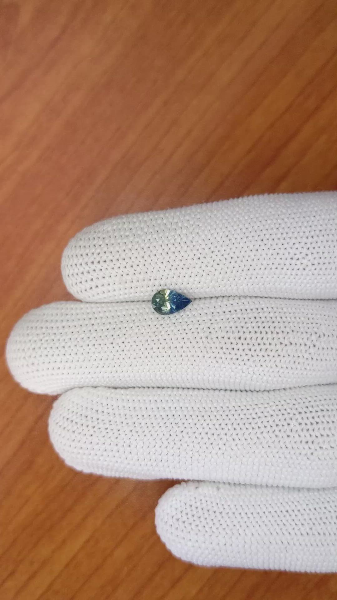 0.74 Ct. Bi Color Sapphire from Ceylon (Sri Lanka) Size Video