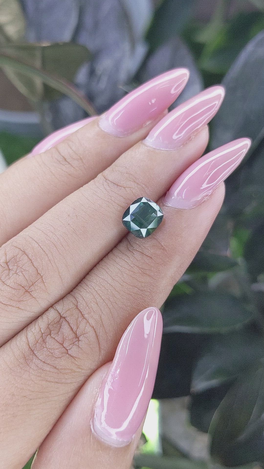 2.58 Ct. Green Sapphire from Ceylon (Sri Lanka) Size Video