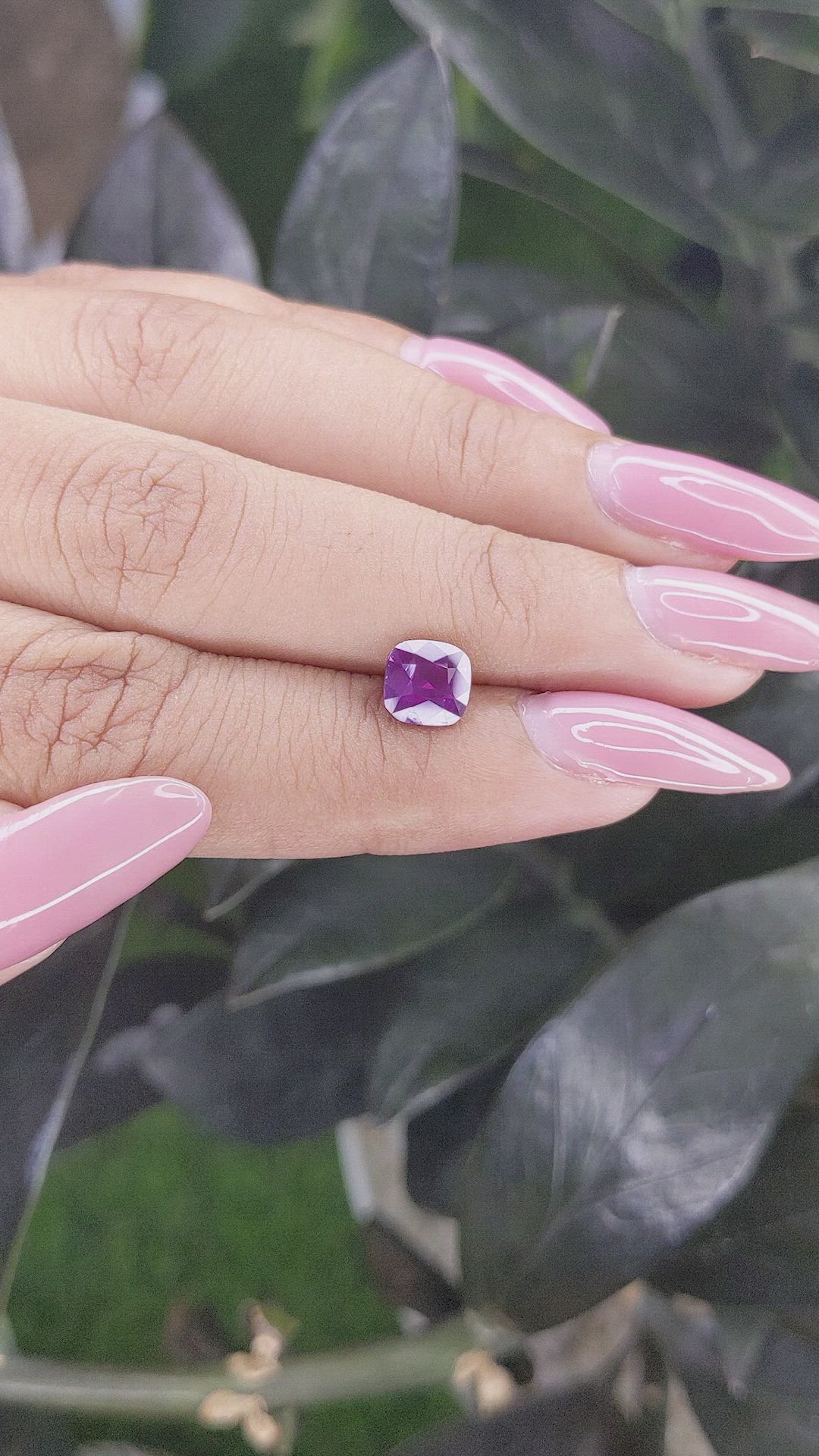 1.52 Ct. Pinkish Purple Sapphire from Ceylon (Sri Lanka) Size Video